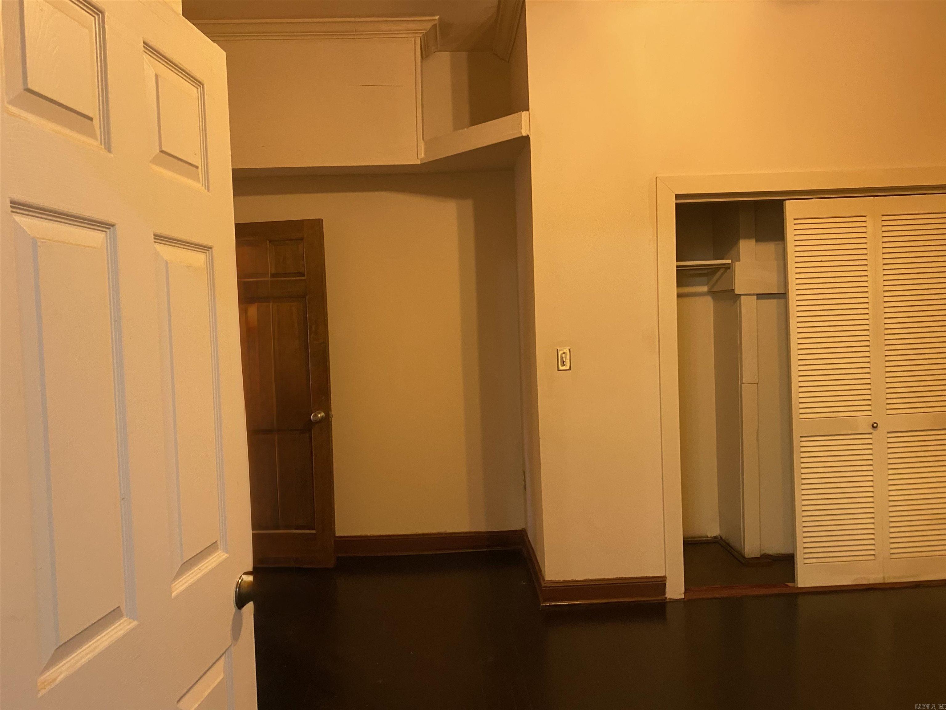 Weldon E Wrights - Residential