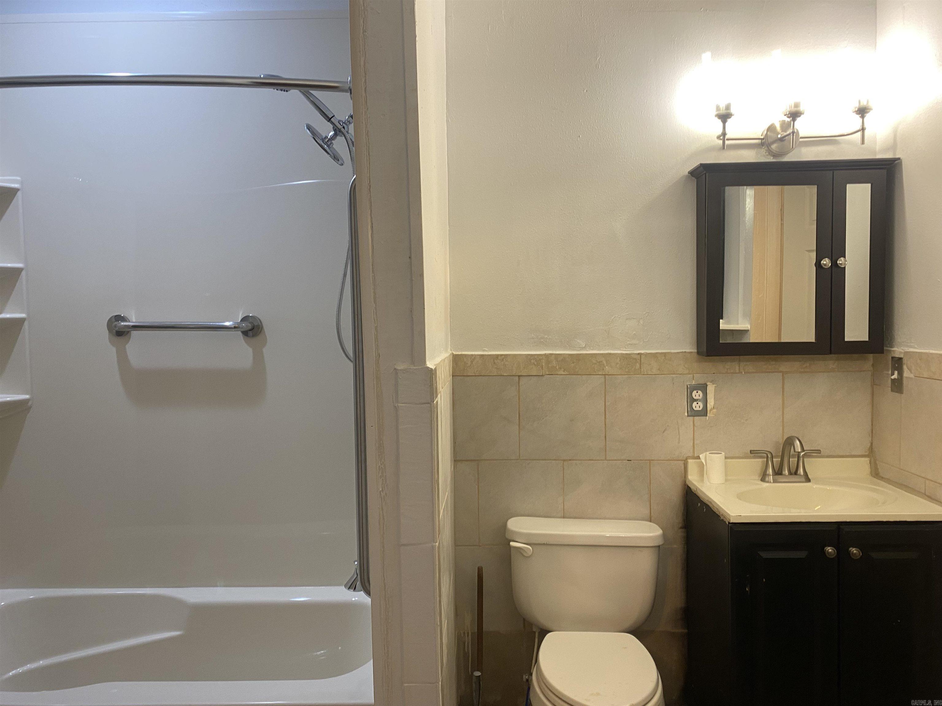 Weldon E Wrights - Residential