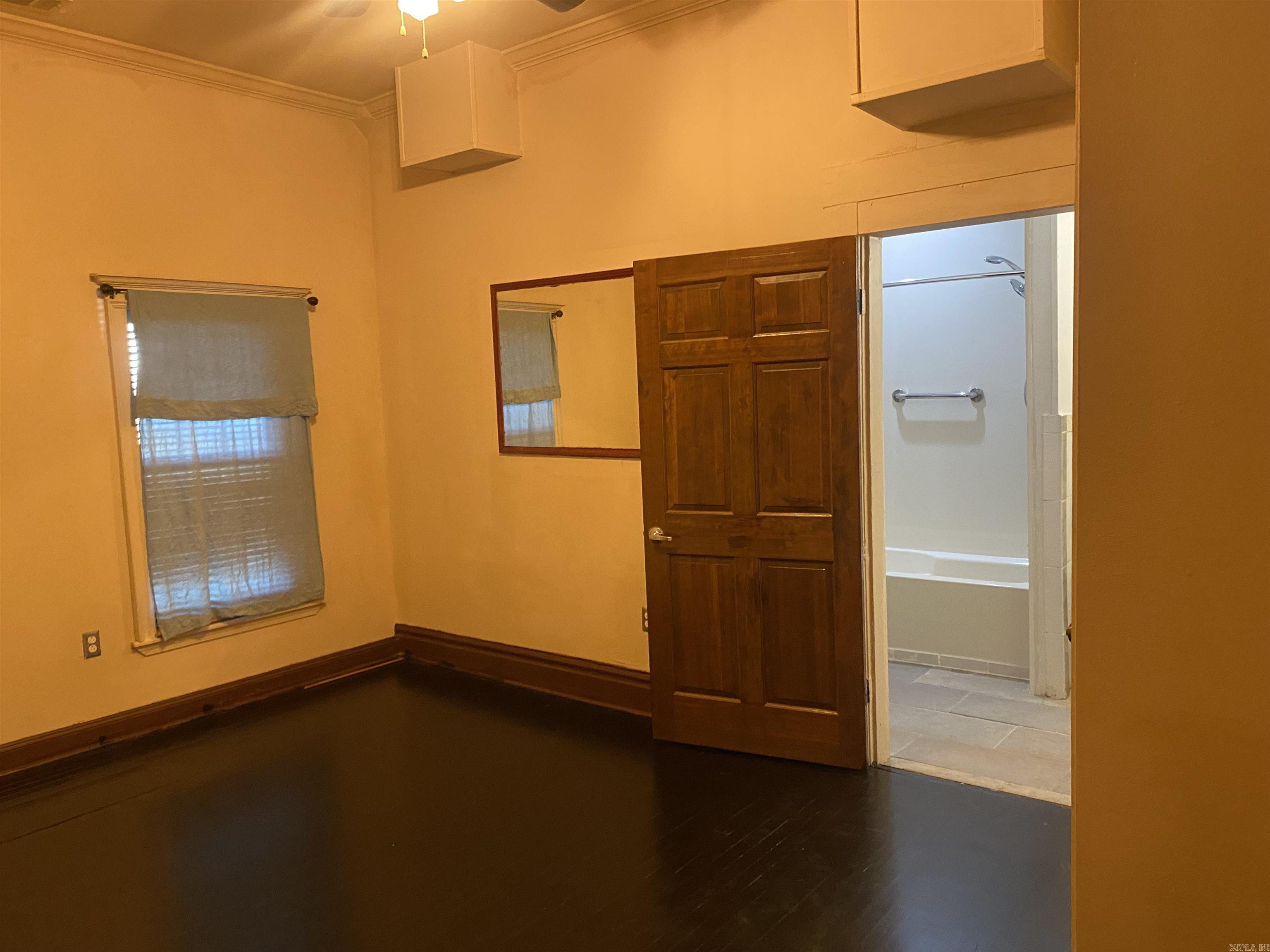 Weldon E Wrights - Residential