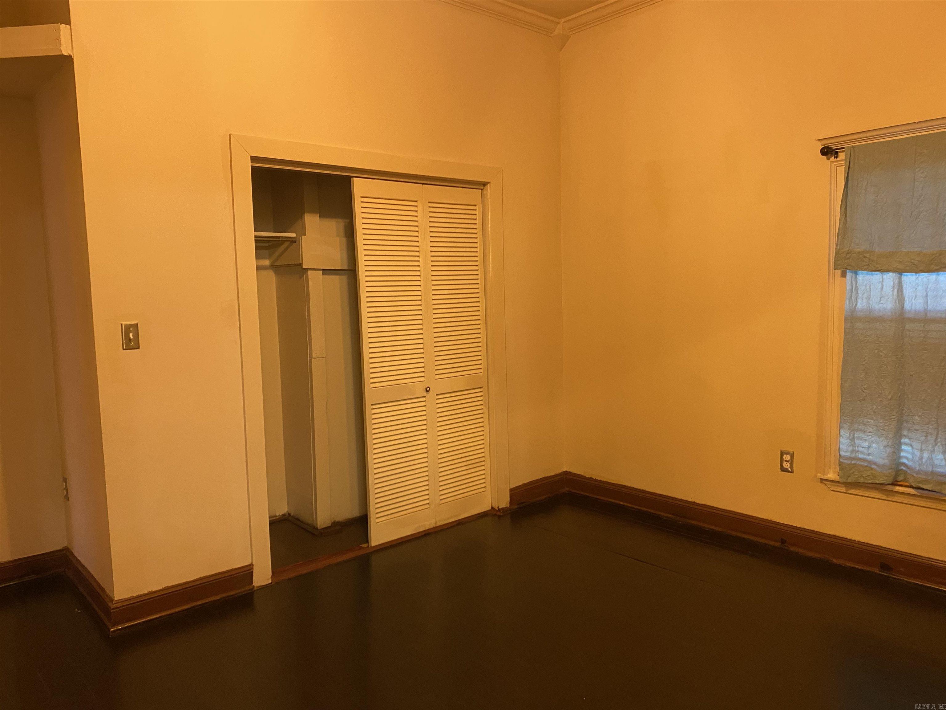 Weldon E Wrights - Residential