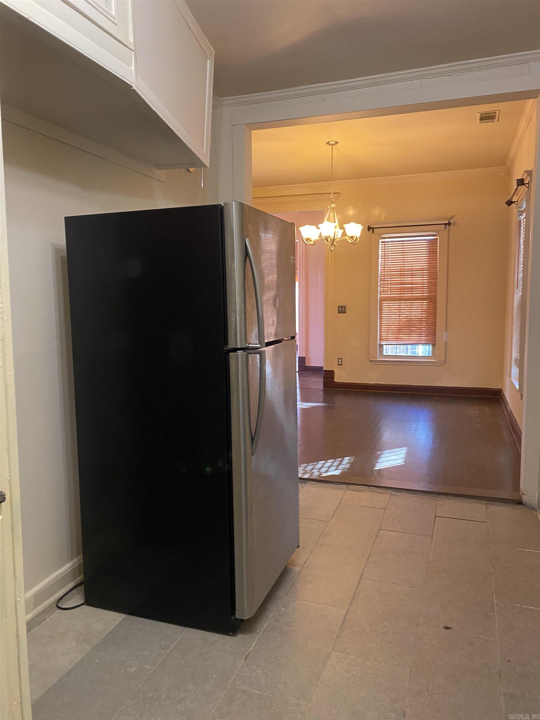 Weldon E Wrights - Residential