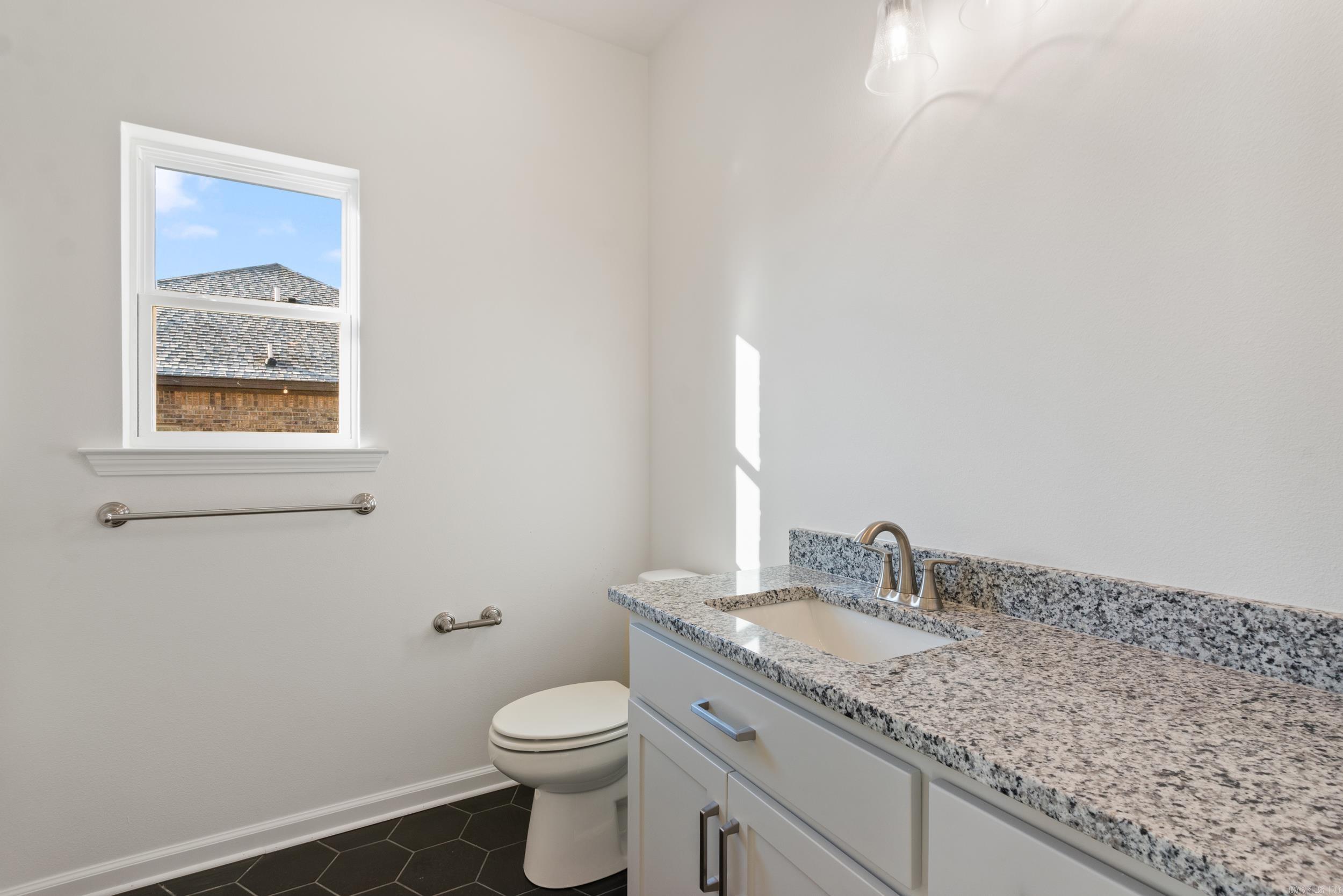 LEWIS COVE - Residential