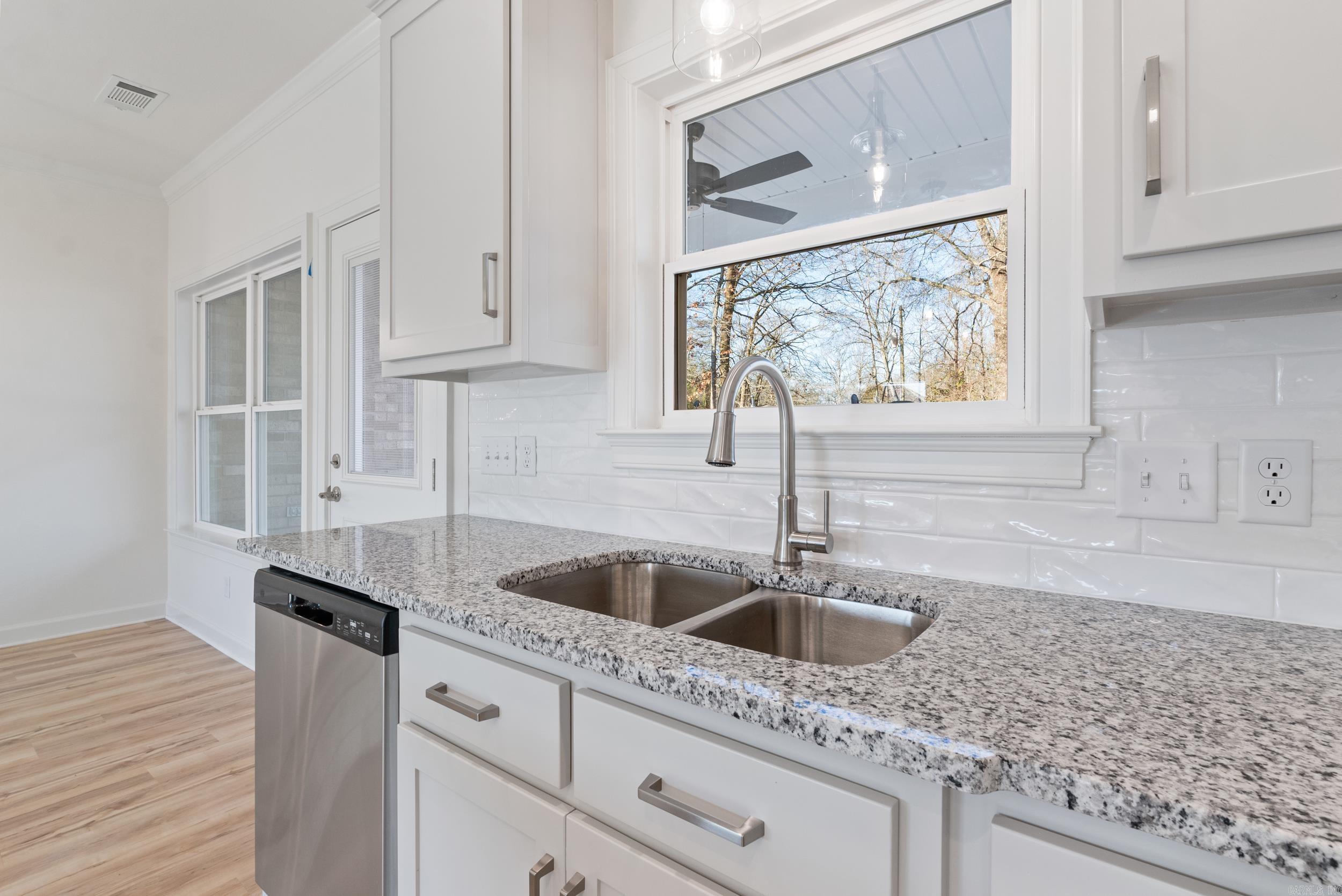 LEWIS COVE - Residential