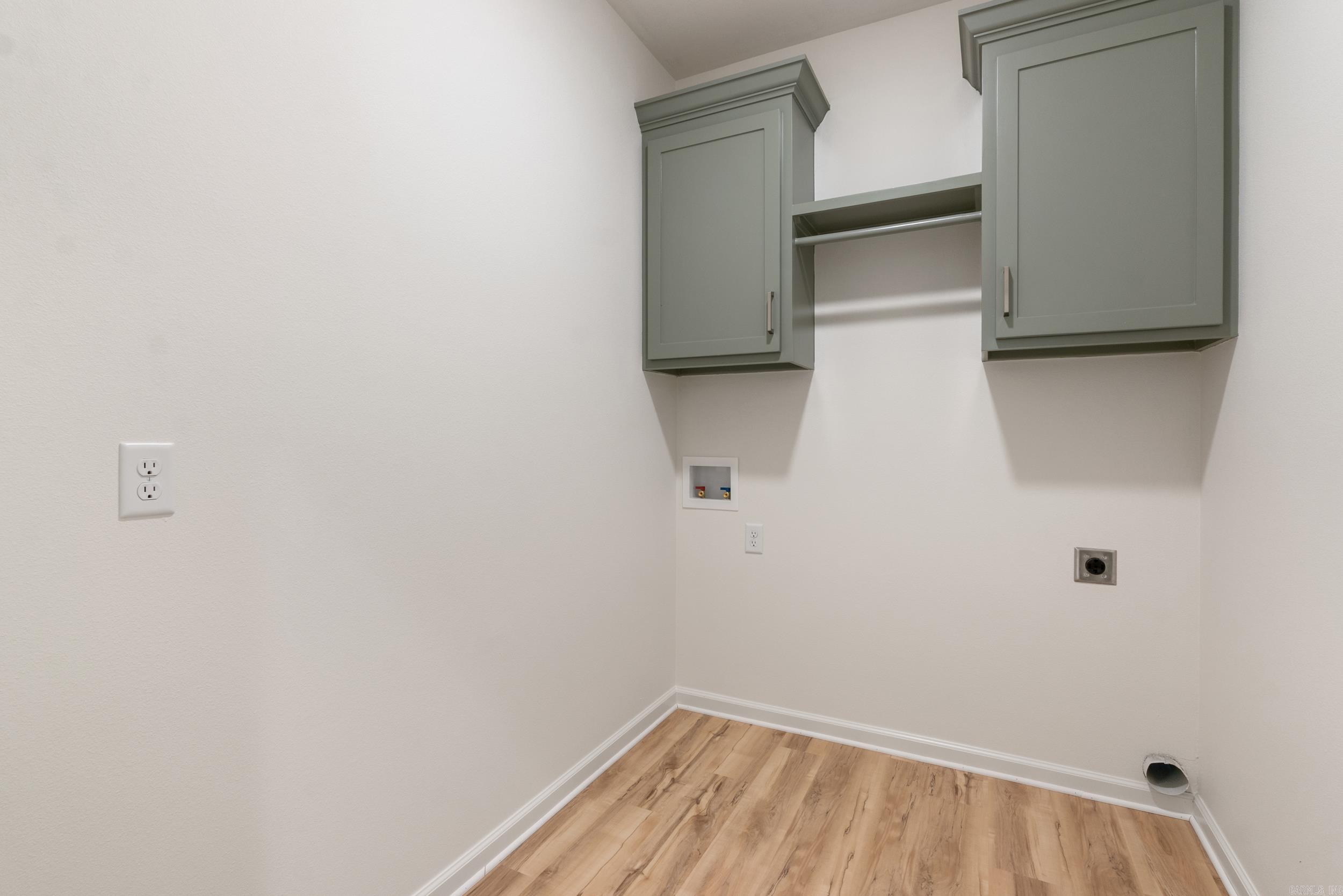 LEWIS COVE - Residential