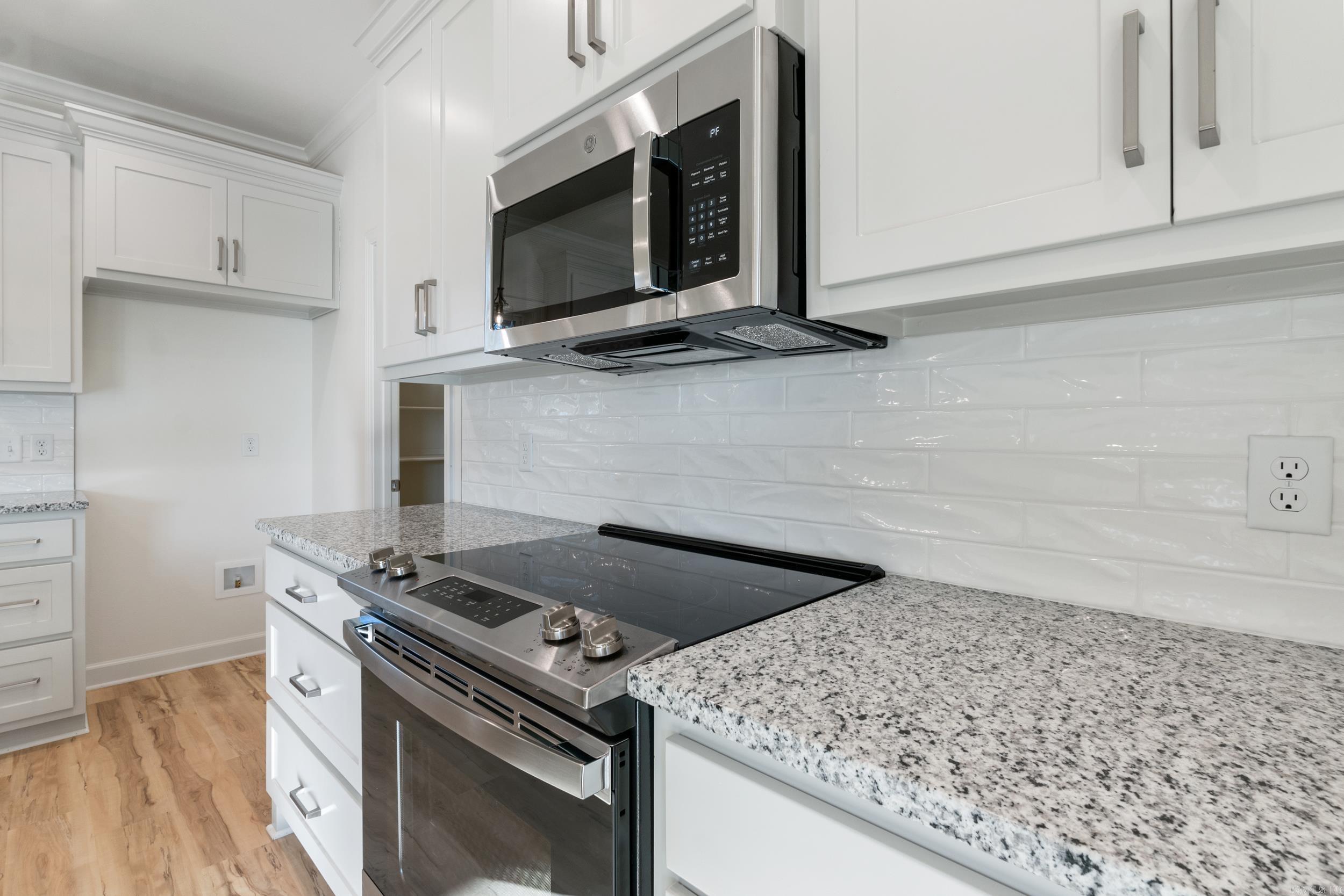 LEWIS COVE - Residential