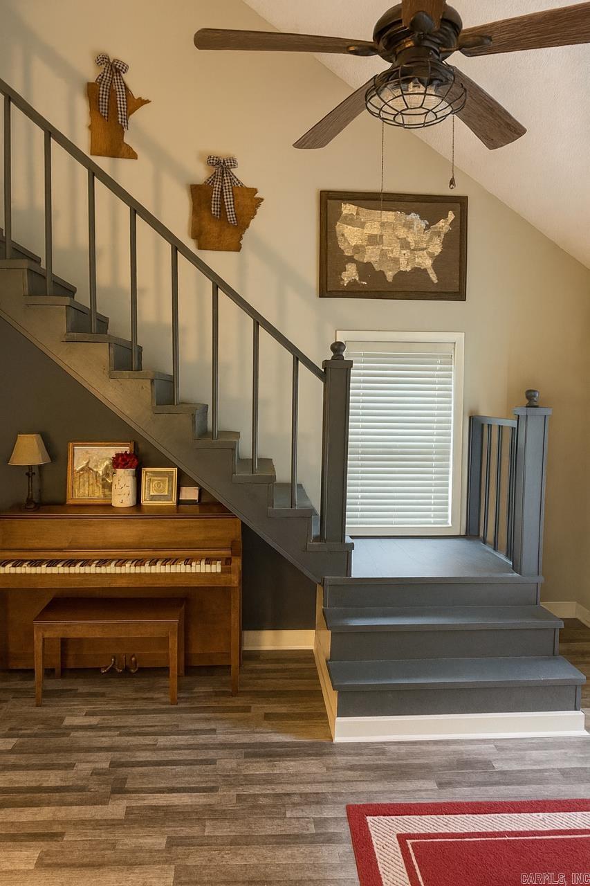 Outlots C 32-10-23 - Residential