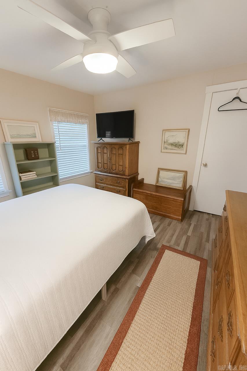 Outlots C 32-10-23 - Residential