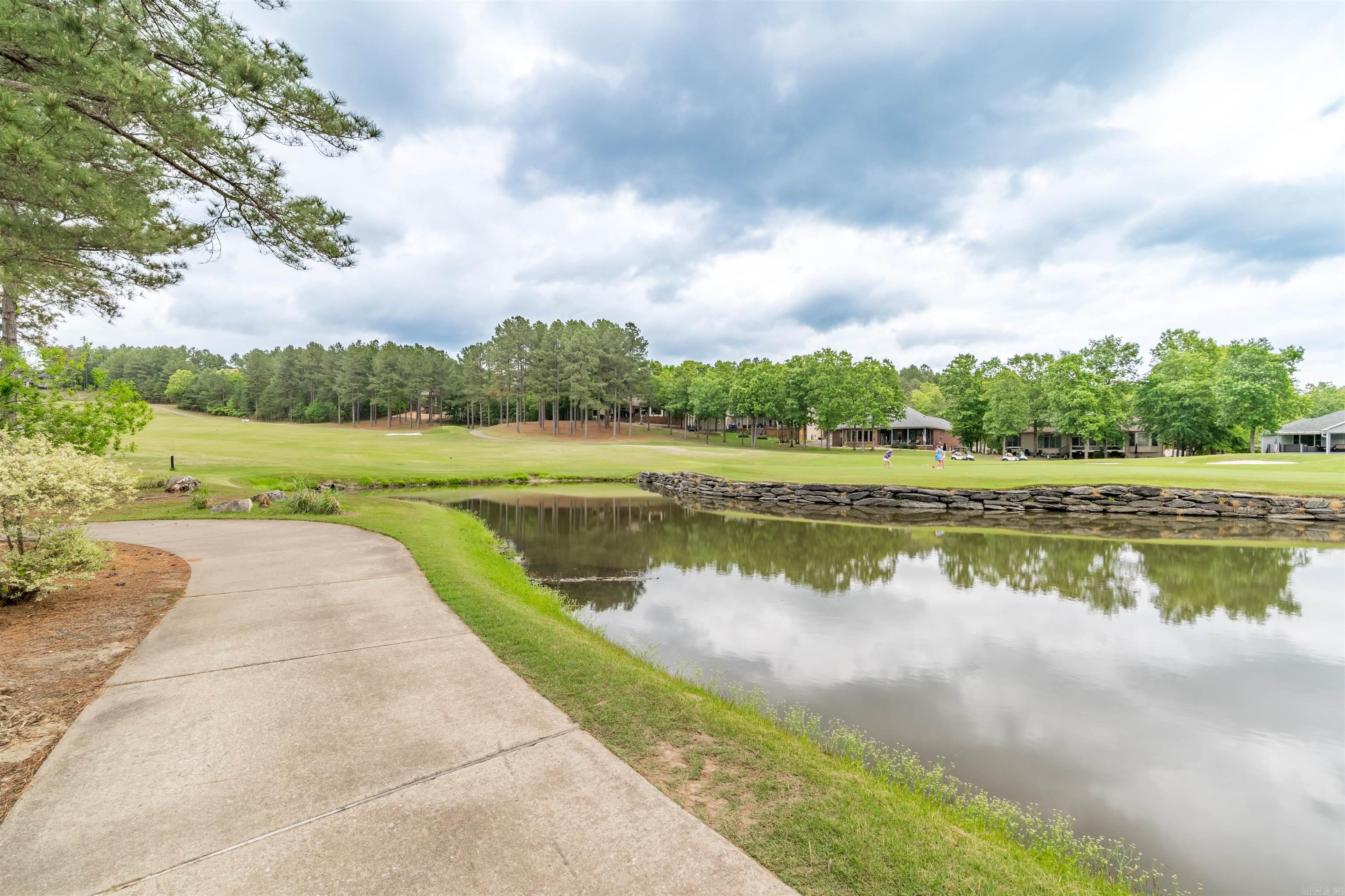 LADERA - Residential