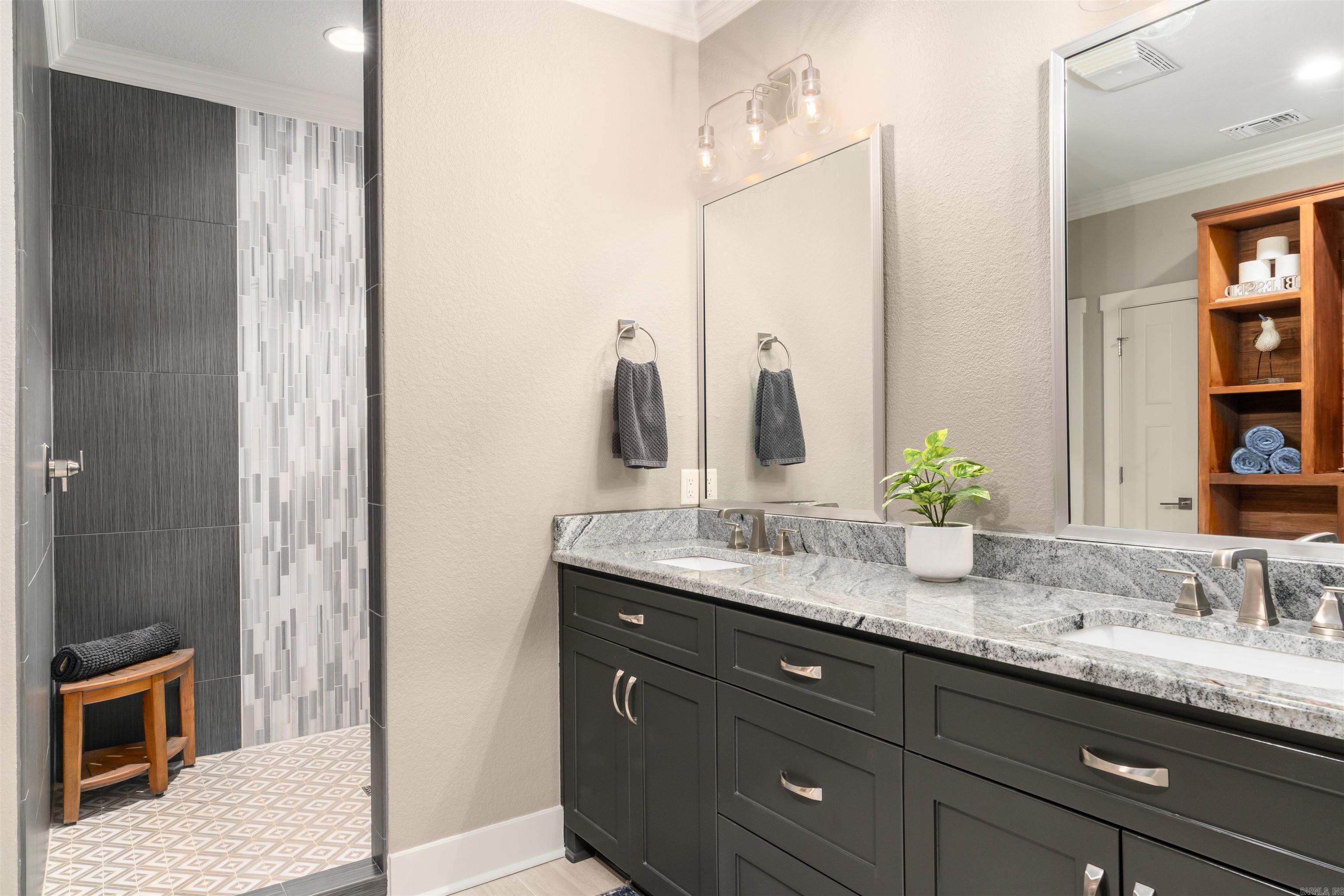 LADERA - Residential