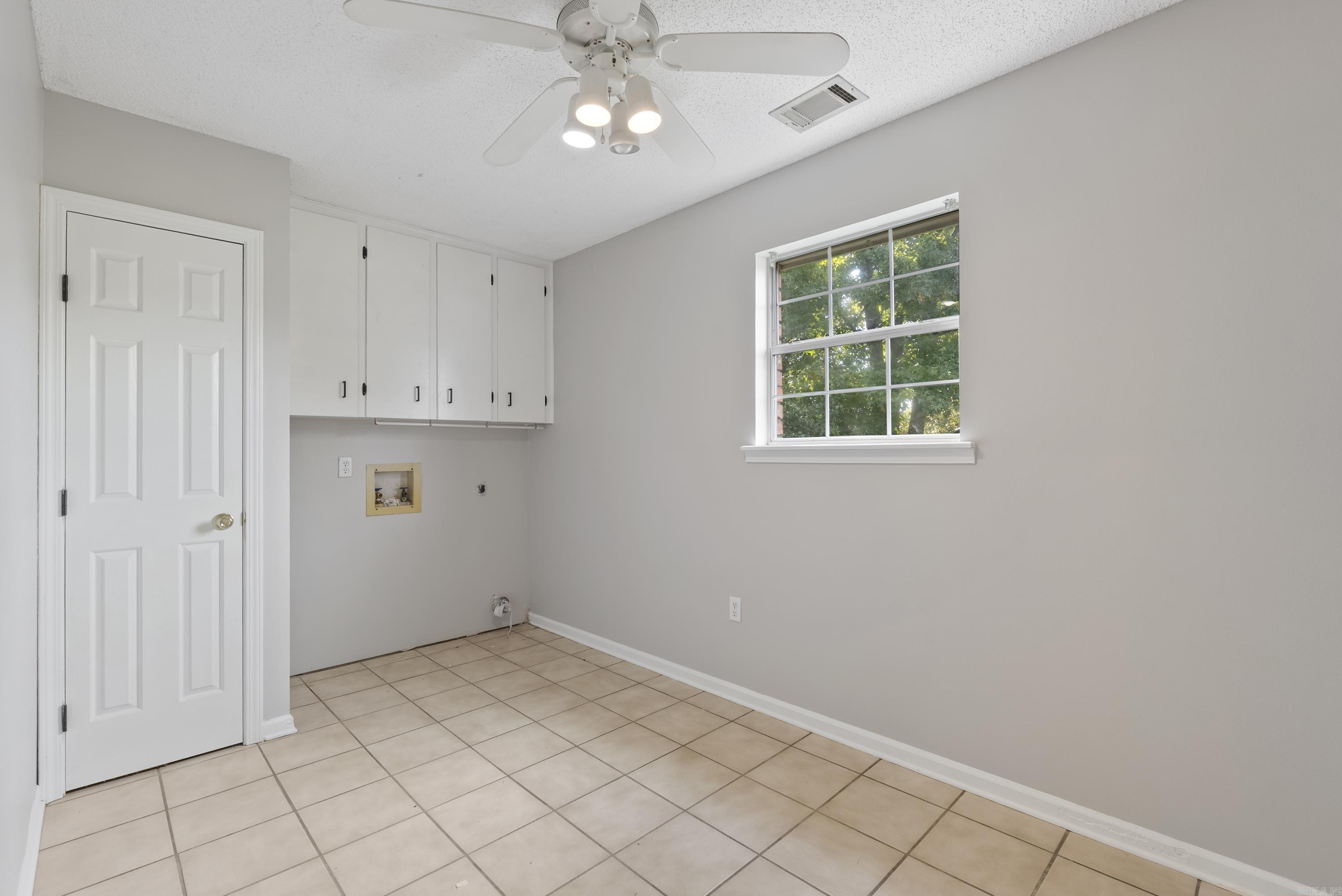 WINDWOOD SOUTH - Residential