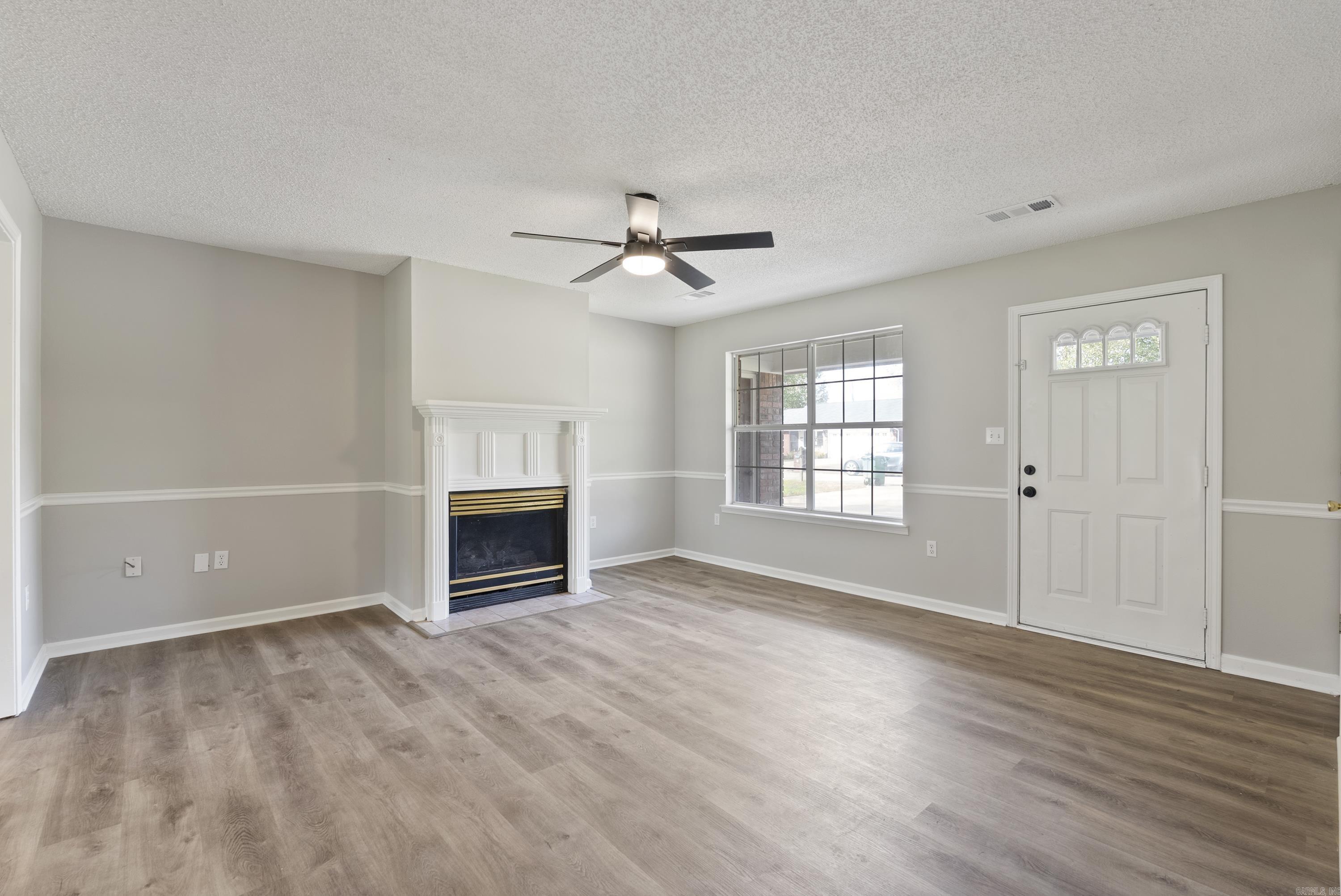 WINDWOOD SOUTH - Residential