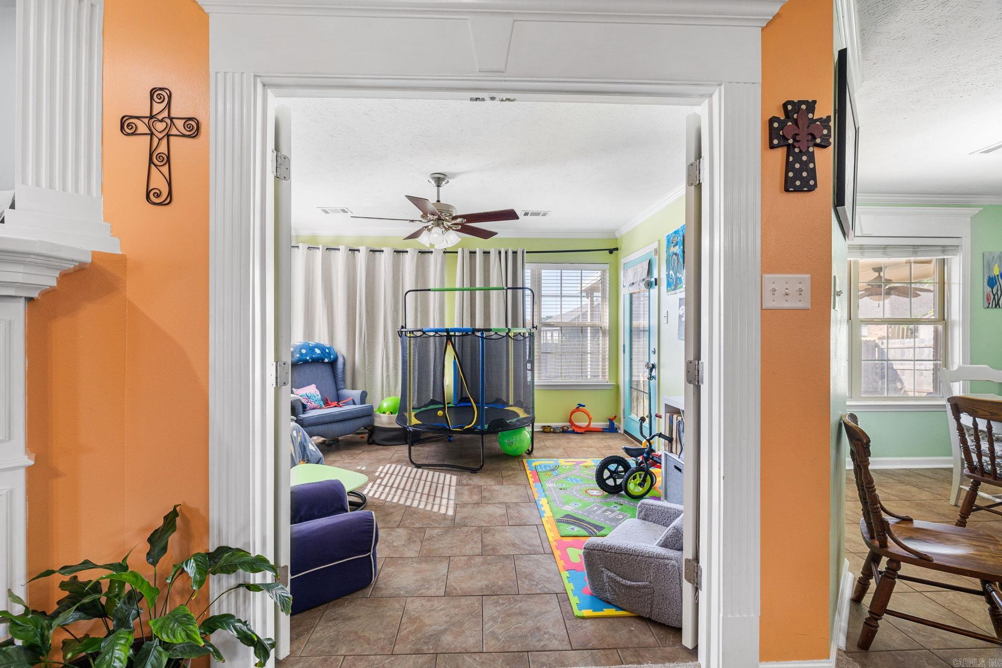 STONEHENGE PLACE - Residential