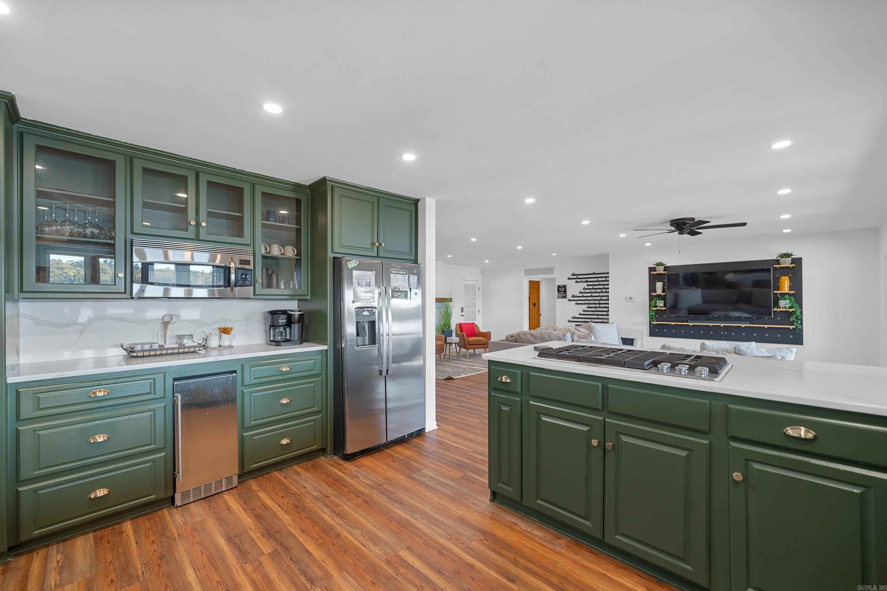 Eastborough Shores - Residential