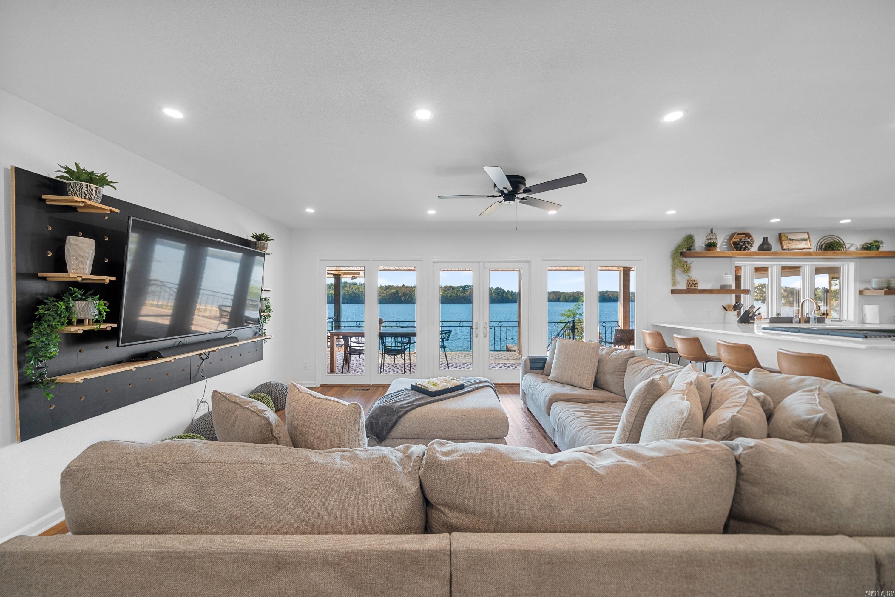 Eastborough Shores - Residential