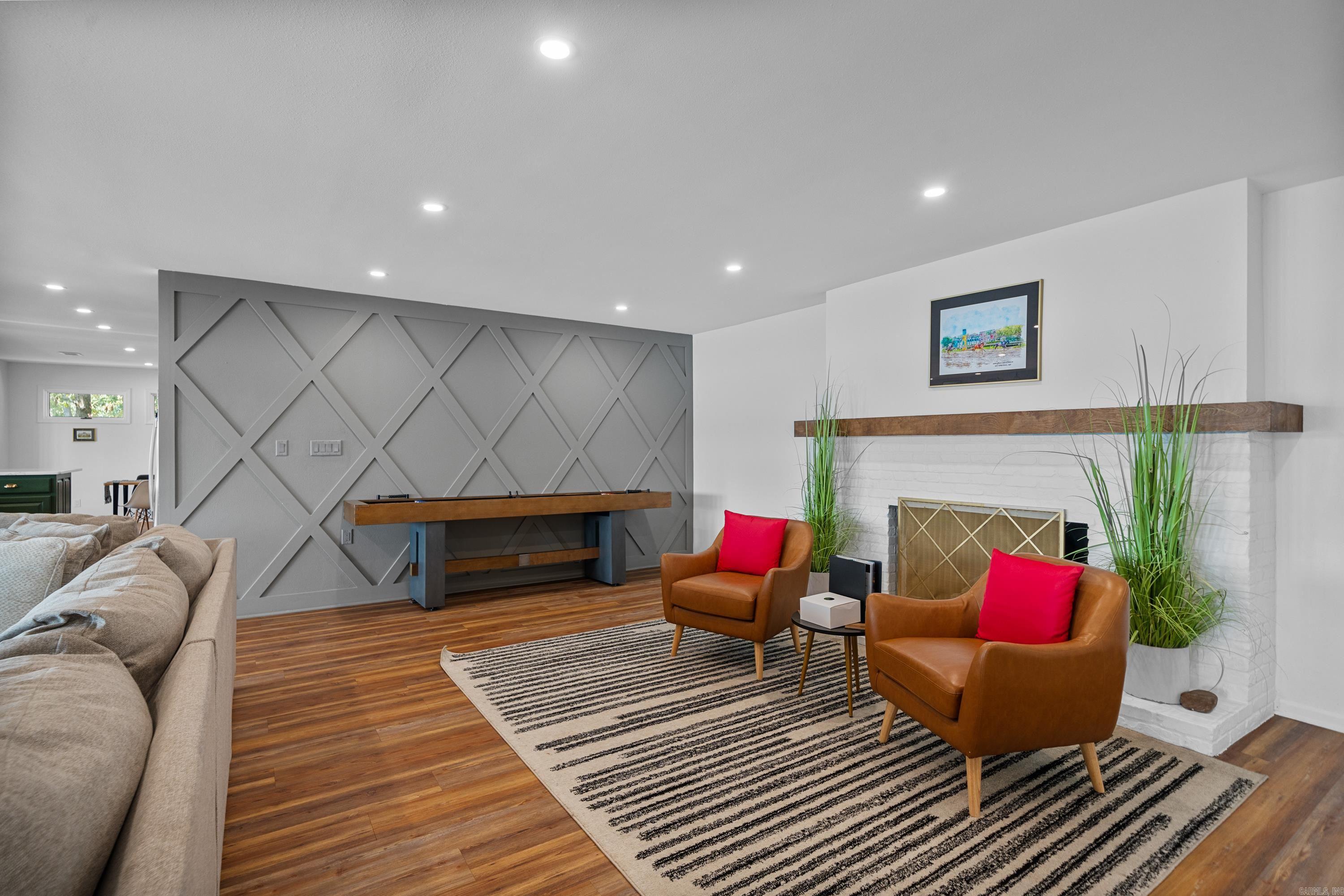Eastborough Shores - Residential