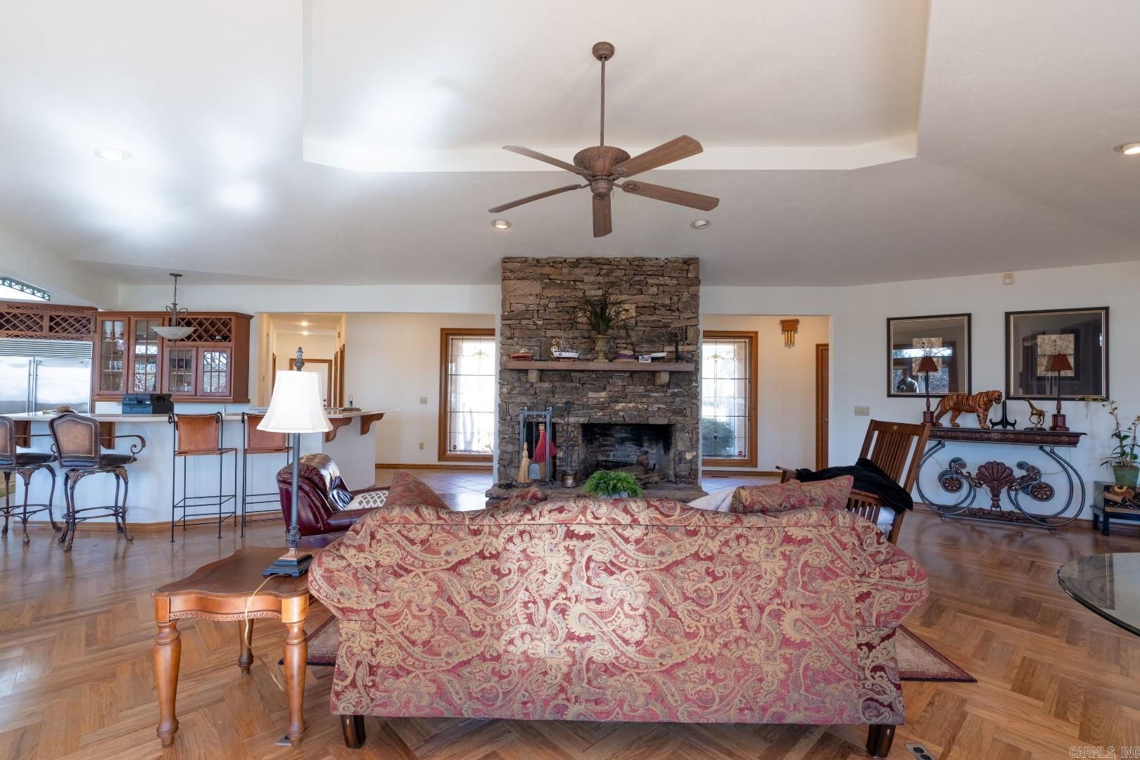 GRAND ISLE - LAKE - Residential