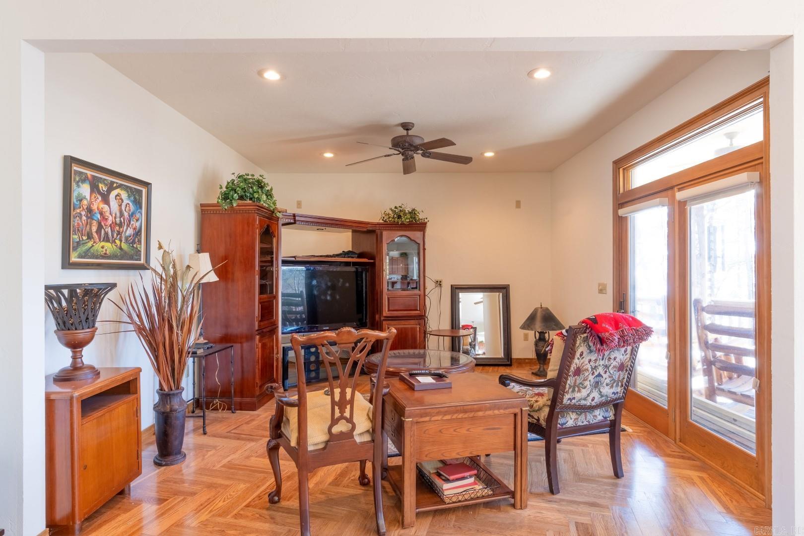 GRAND ISLE - LAKE - Residential