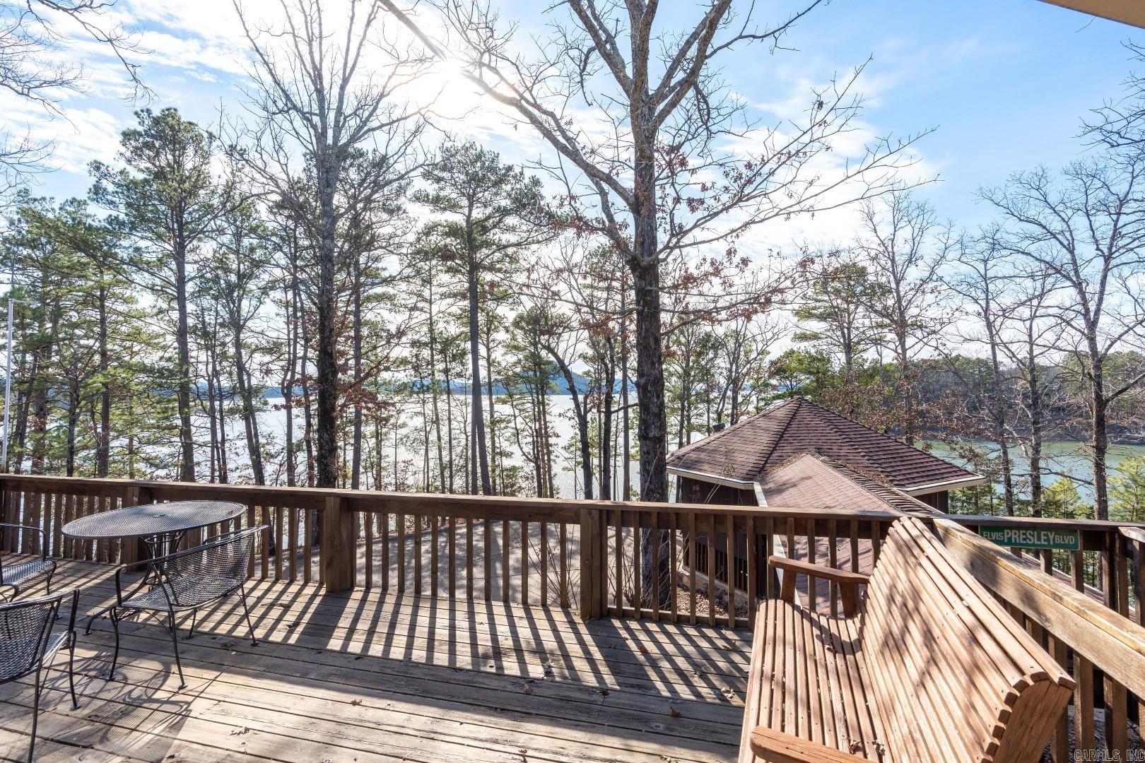 GRAND ISLE - LAKE - Residential