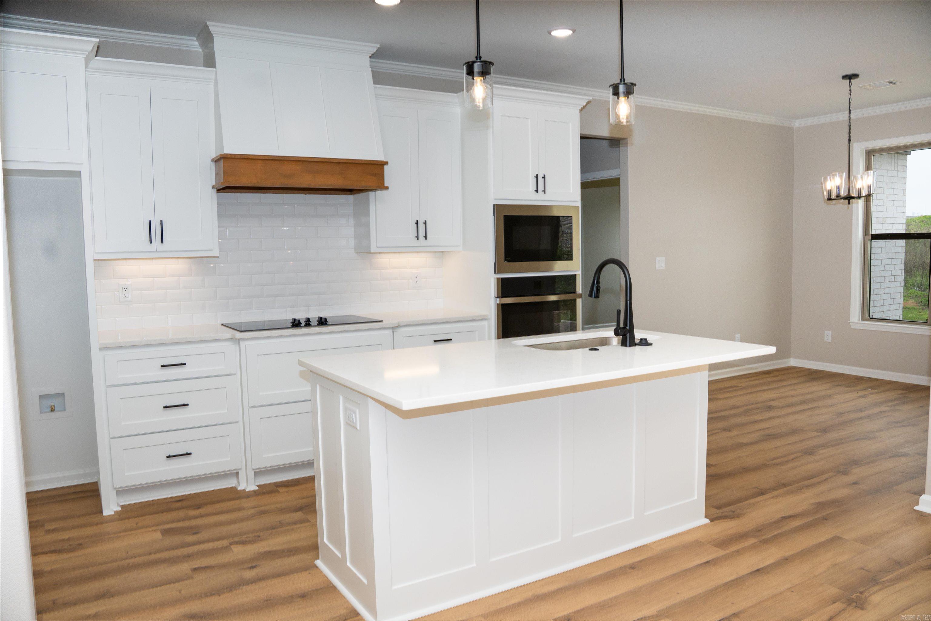 HIDDEN VALLEY ESTATES - Residential