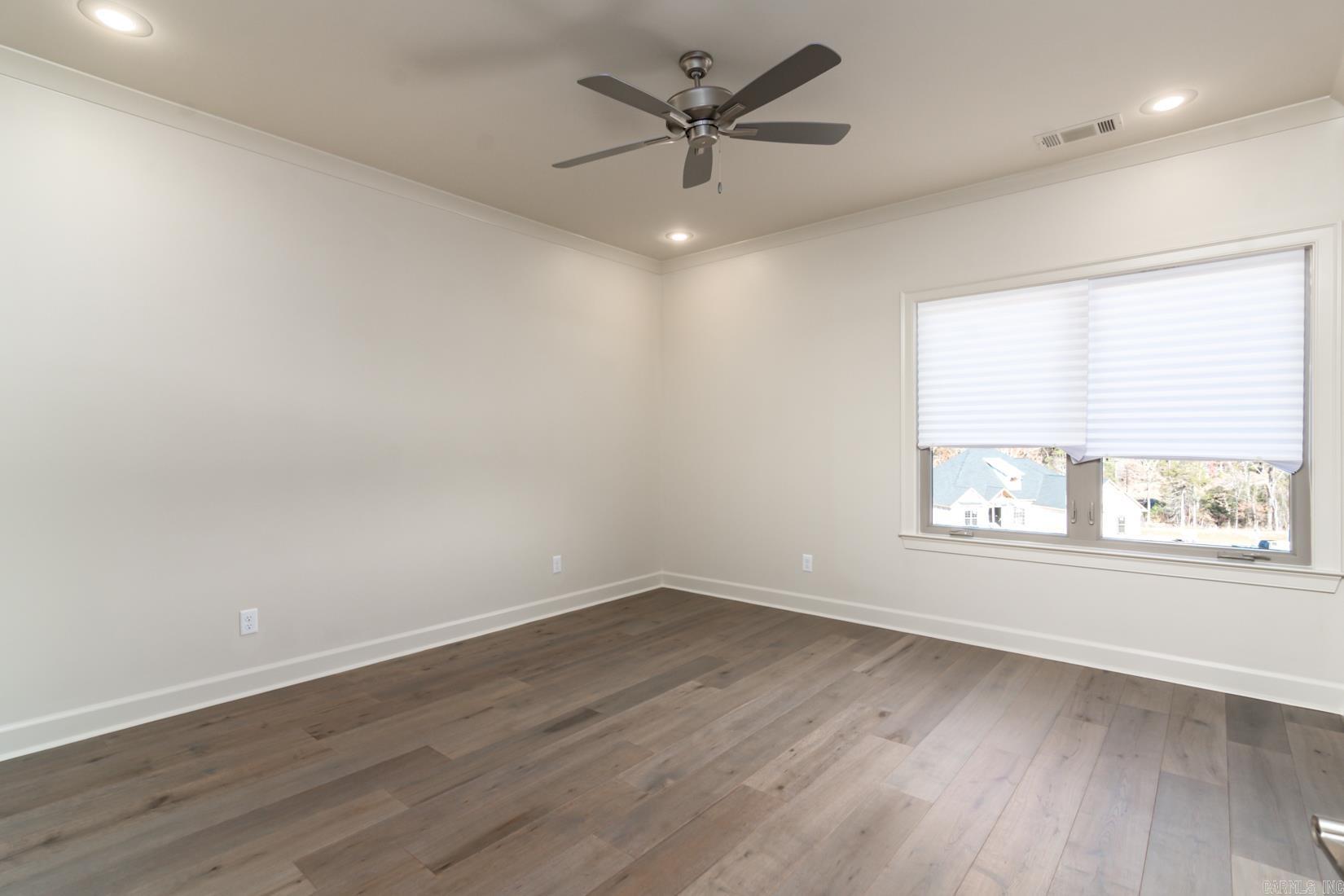 CHENAL VALLEY ABINGTON COURT - Residential