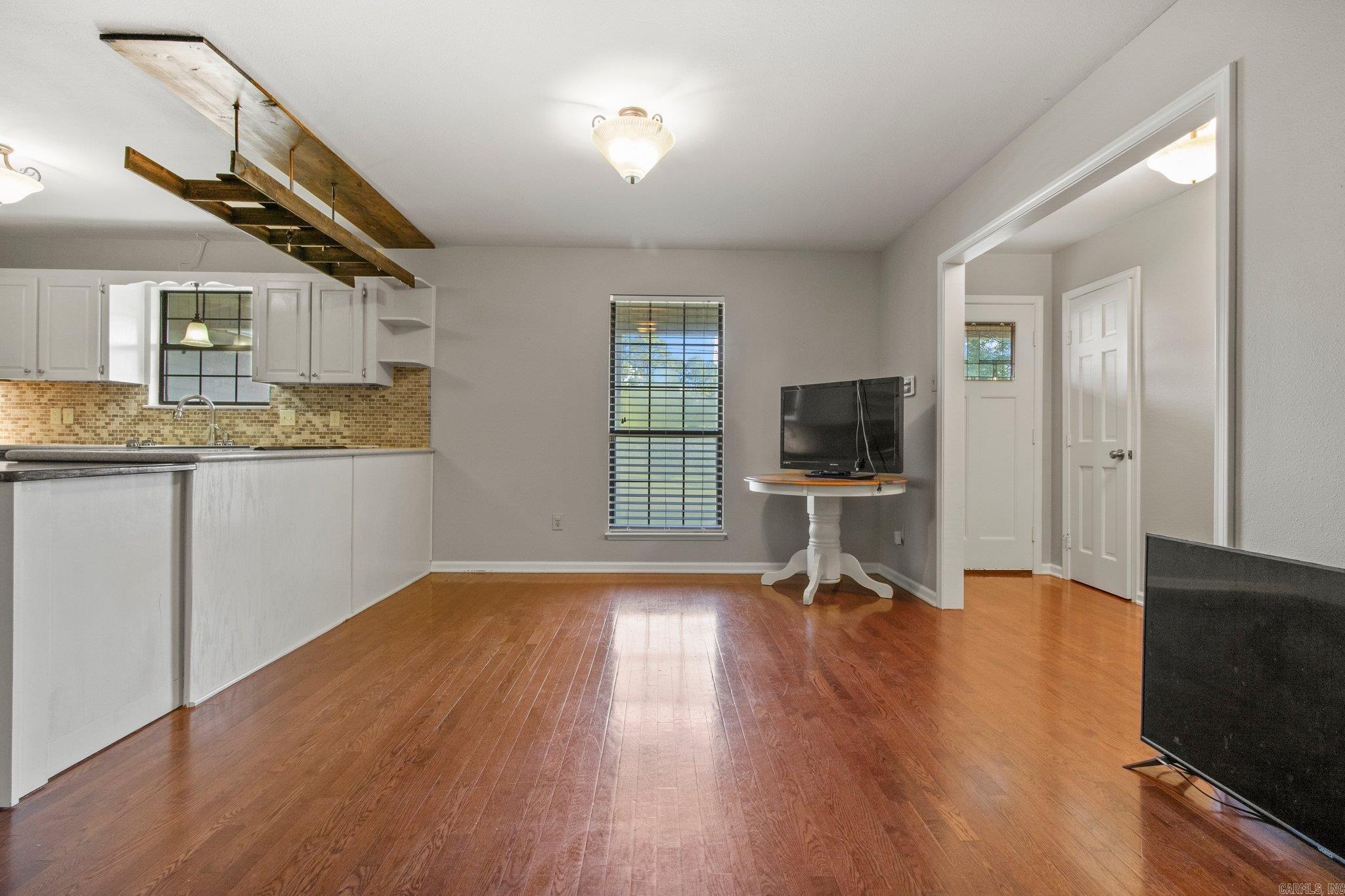 DARK FOREST PLACE - Residential