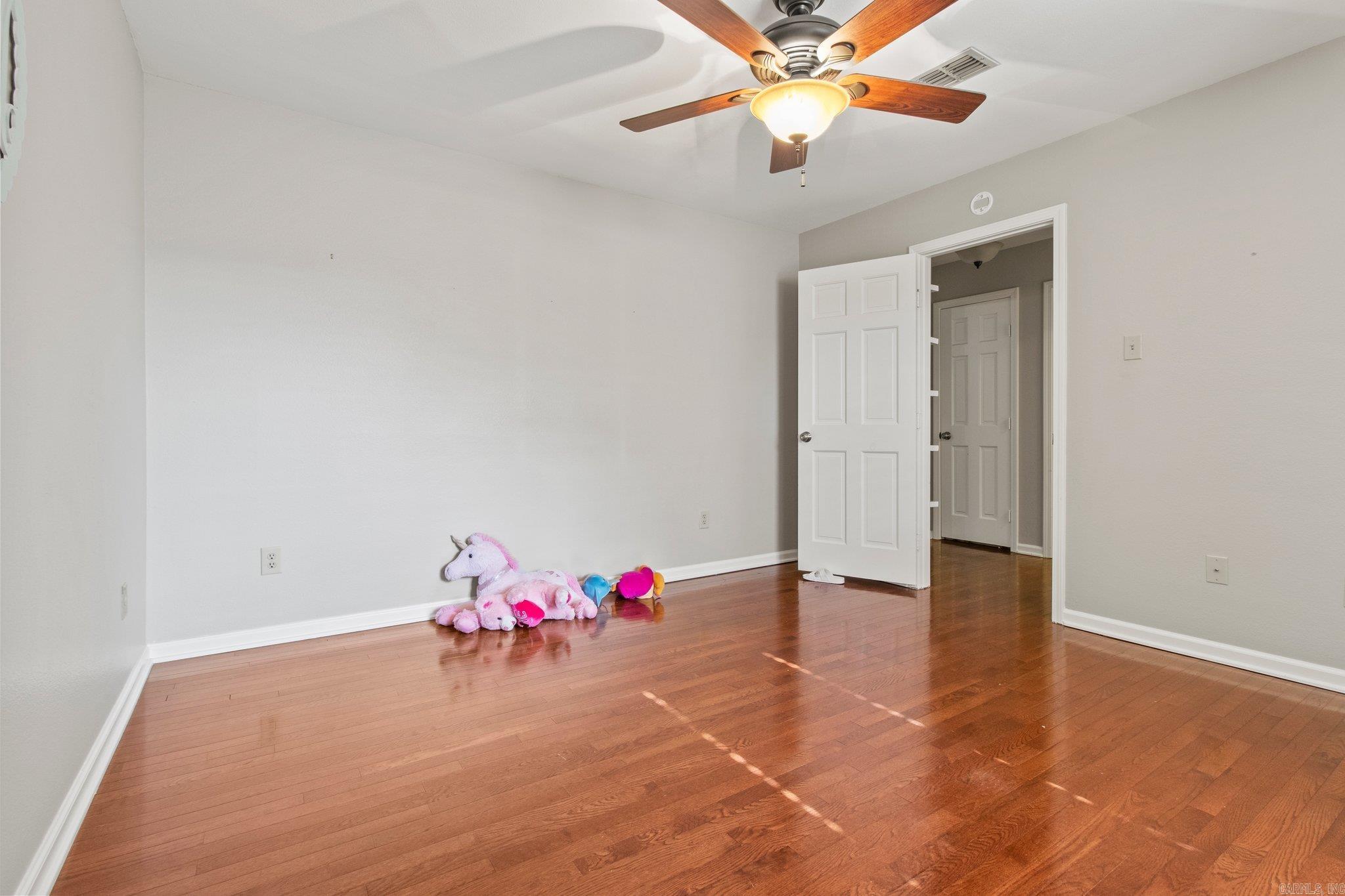 DARK FOREST PLACE - Residential