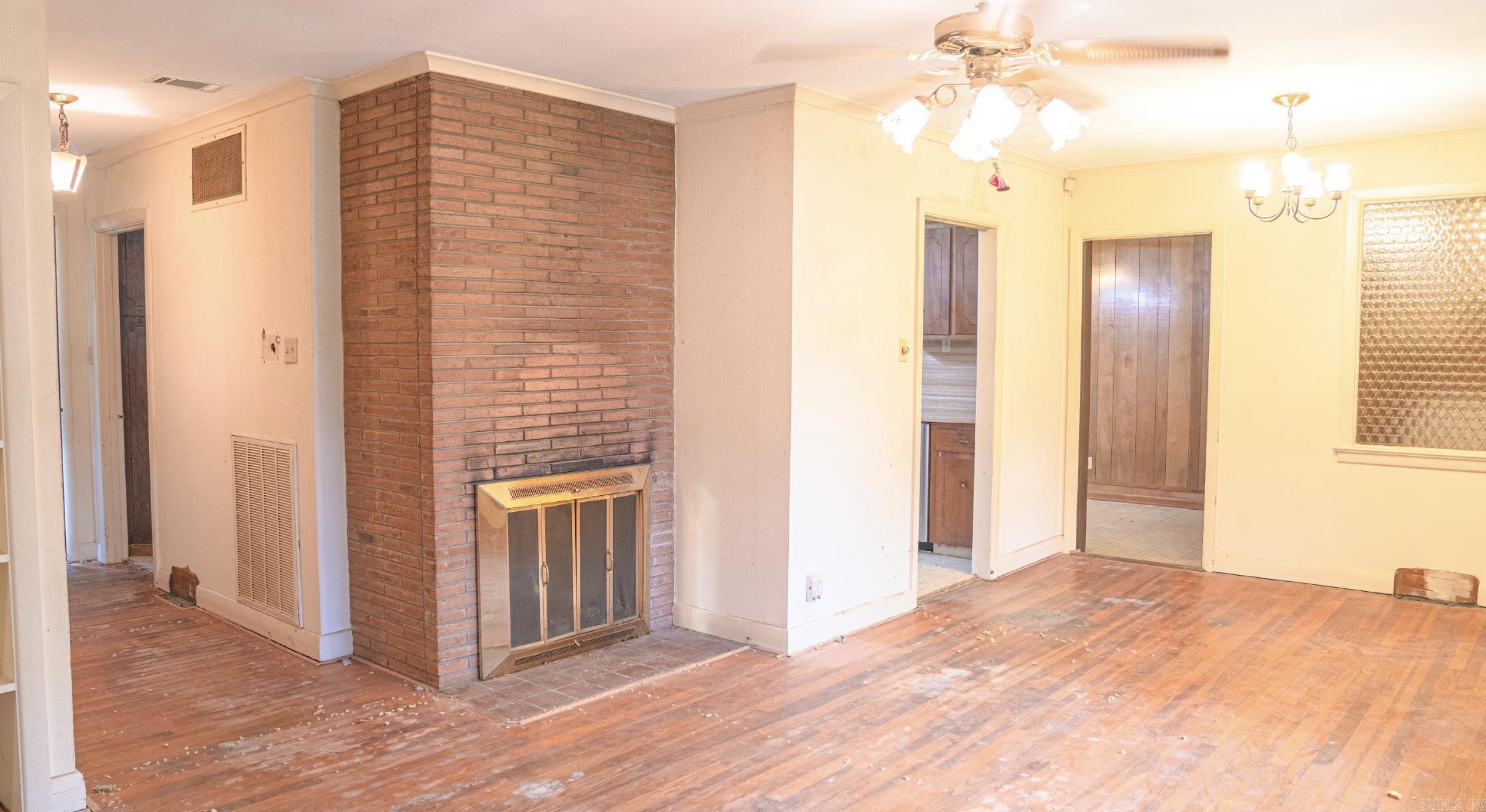 UNIVERSITY & 65TH ST - Residential