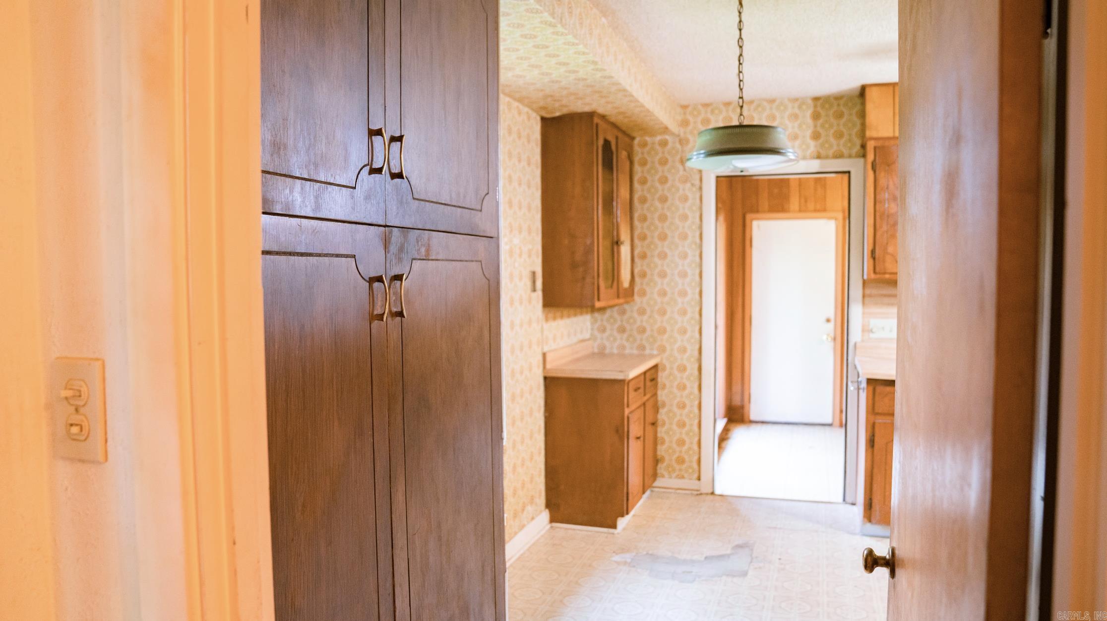 UNIVERSITY & 65TH ST - Residential