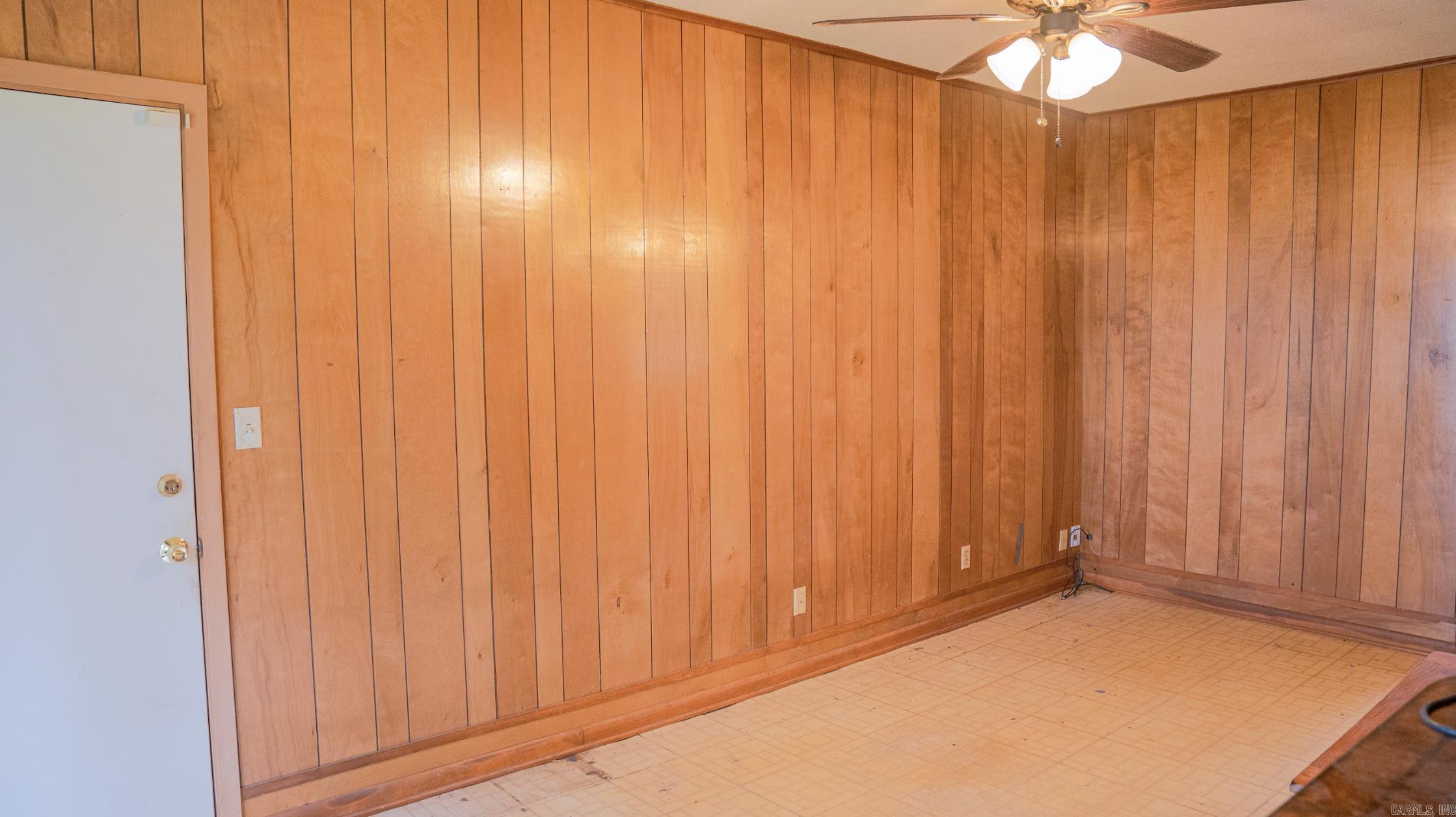 UNIVERSITY & 65TH ST - Residential