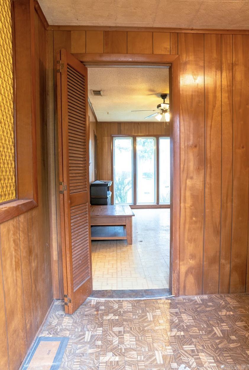 UNIVERSITY & 65TH ST - Residential