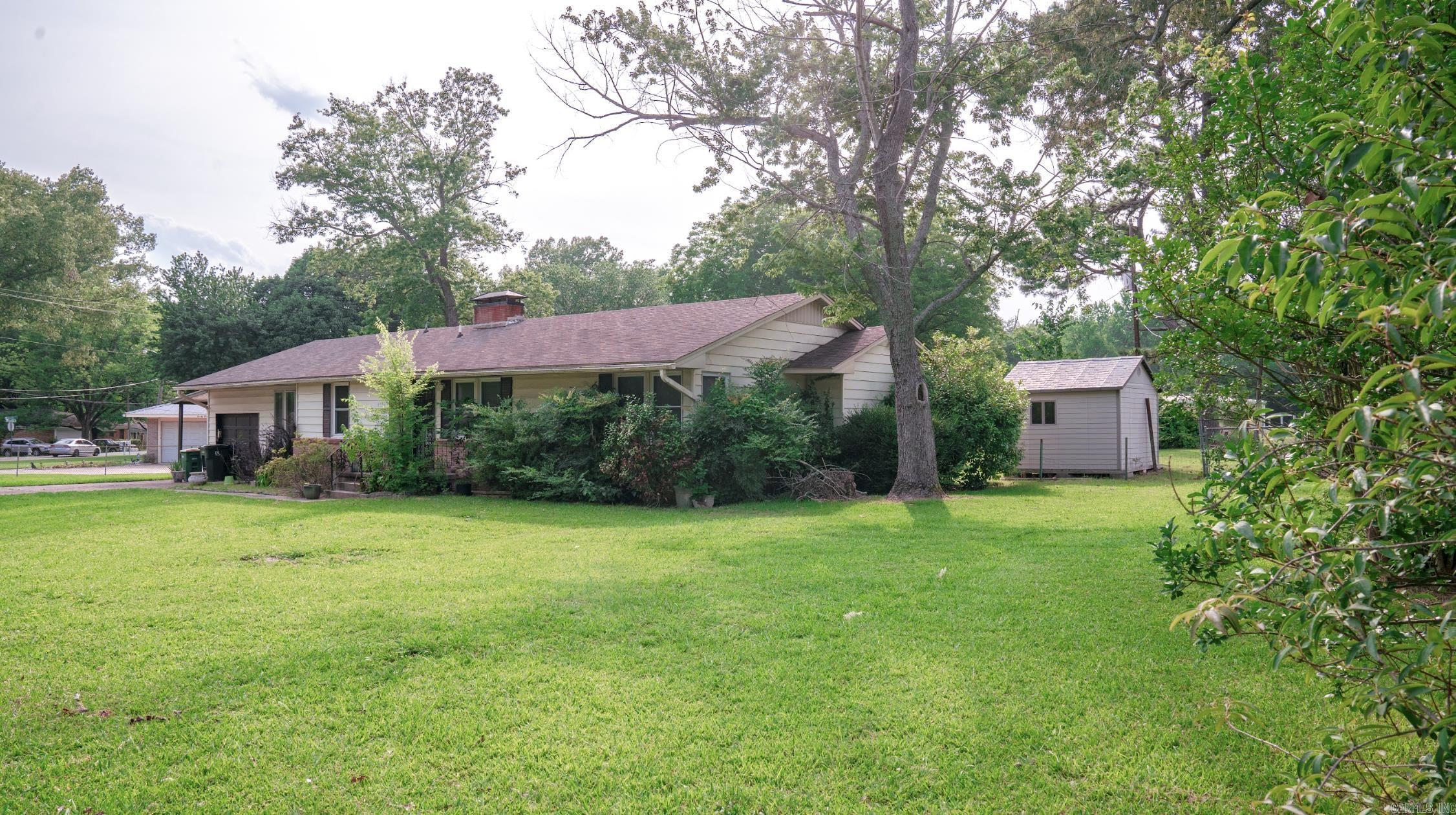 UNIVERSITY & 65TH ST - Residential