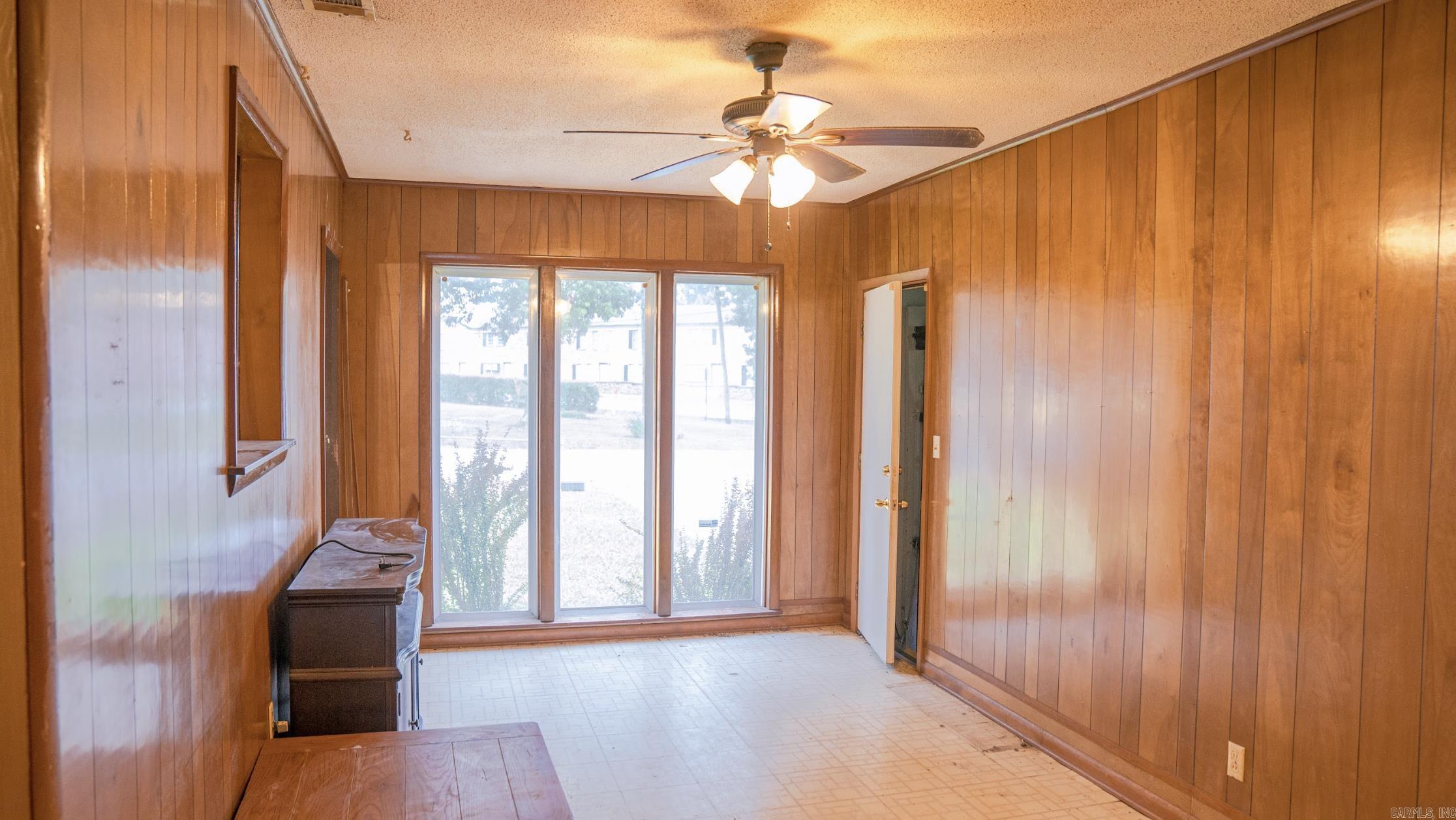 UNIVERSITY & 65TH ST - Residential