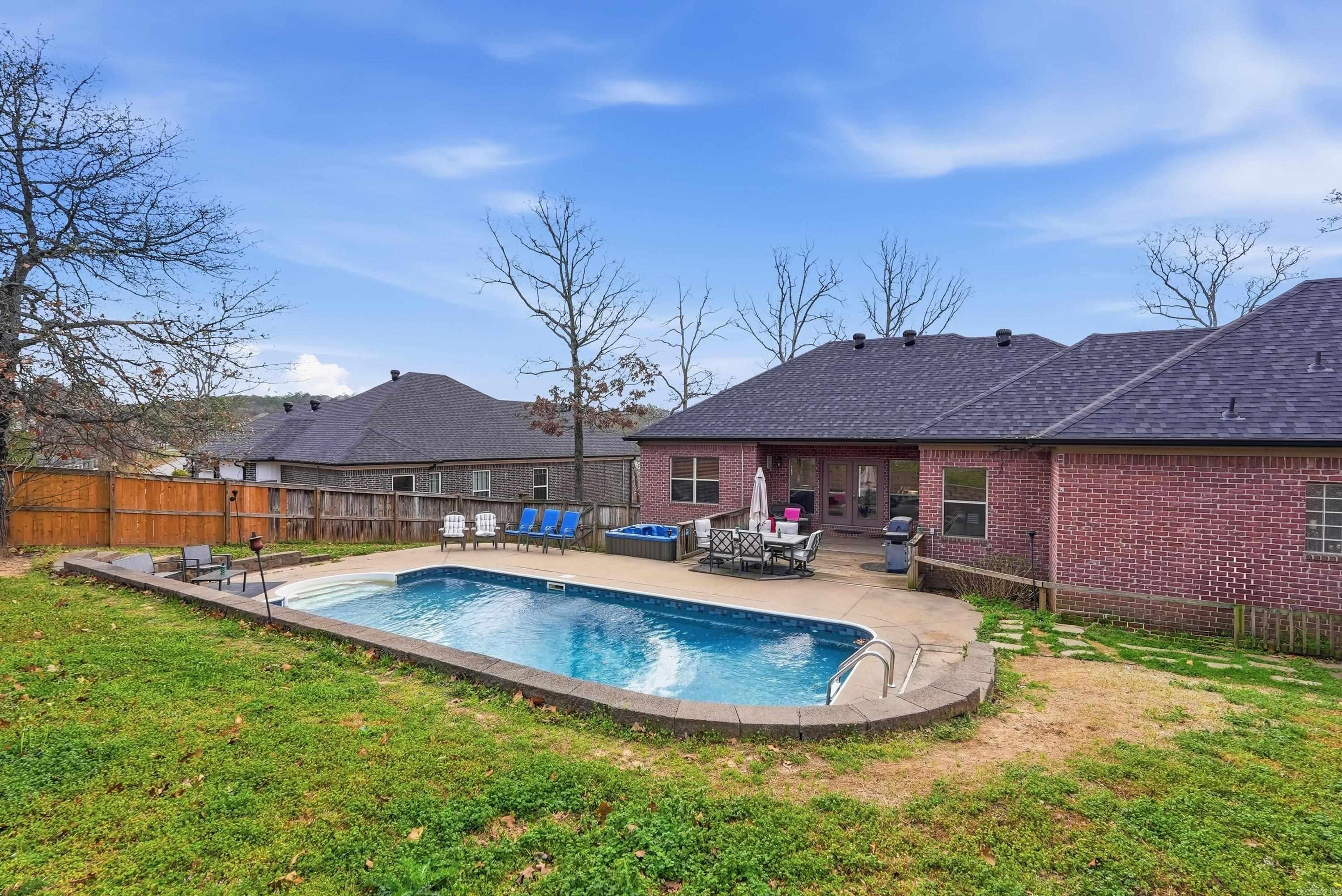 MAUMELLE VALLEY ESTATES - Residential