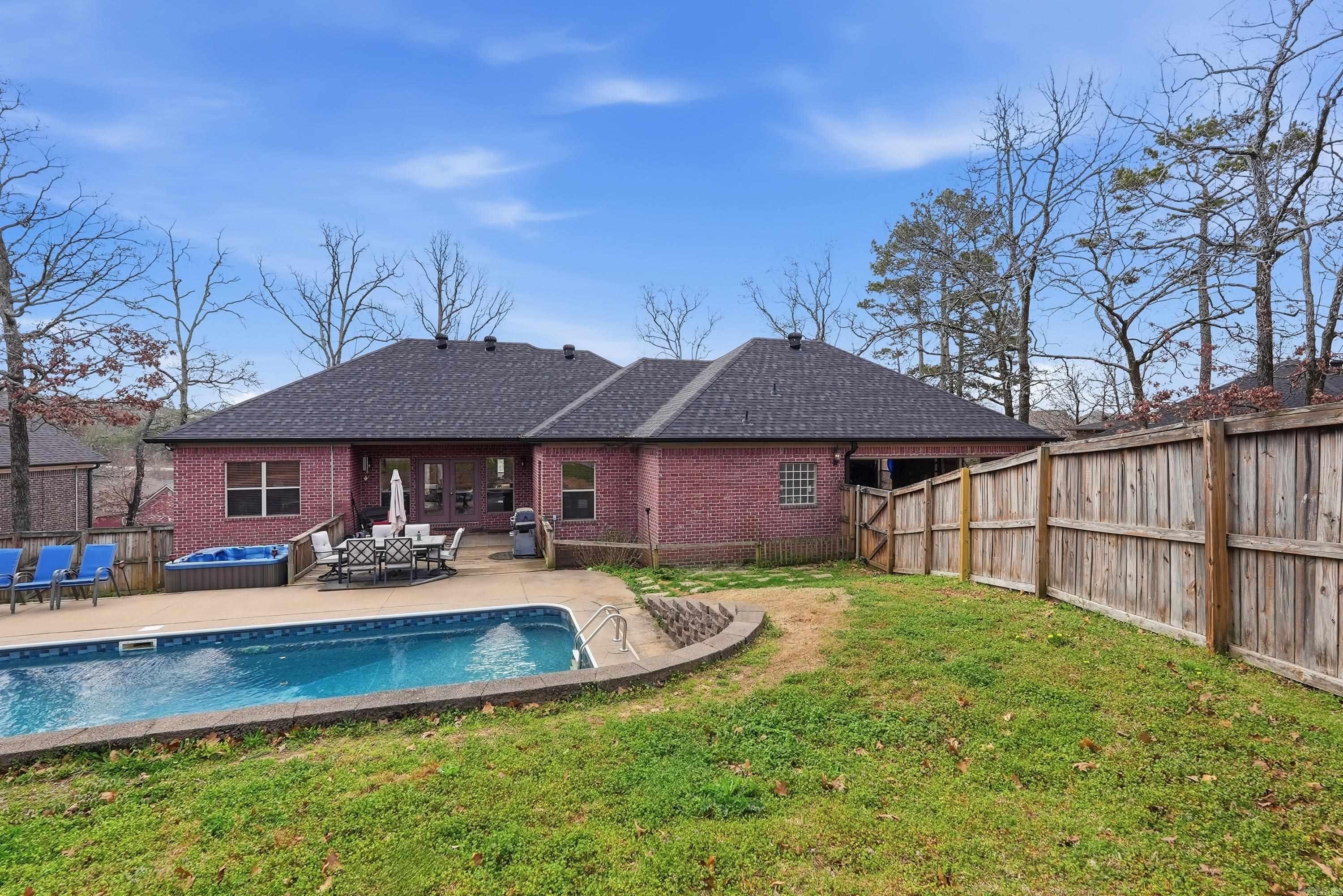 MAUMELLE VALLEY ESTATES - Residential