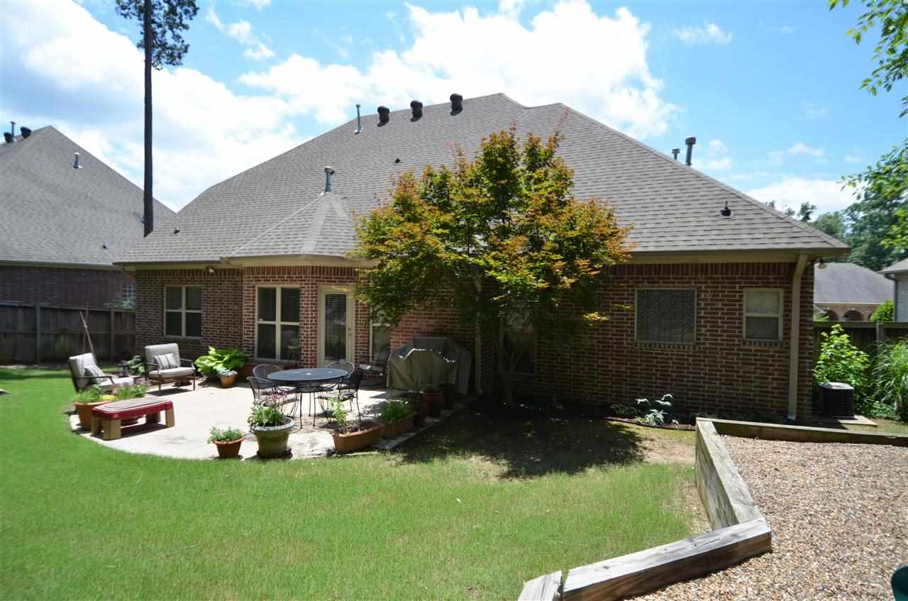 WOODLANDS EDGE - Residential