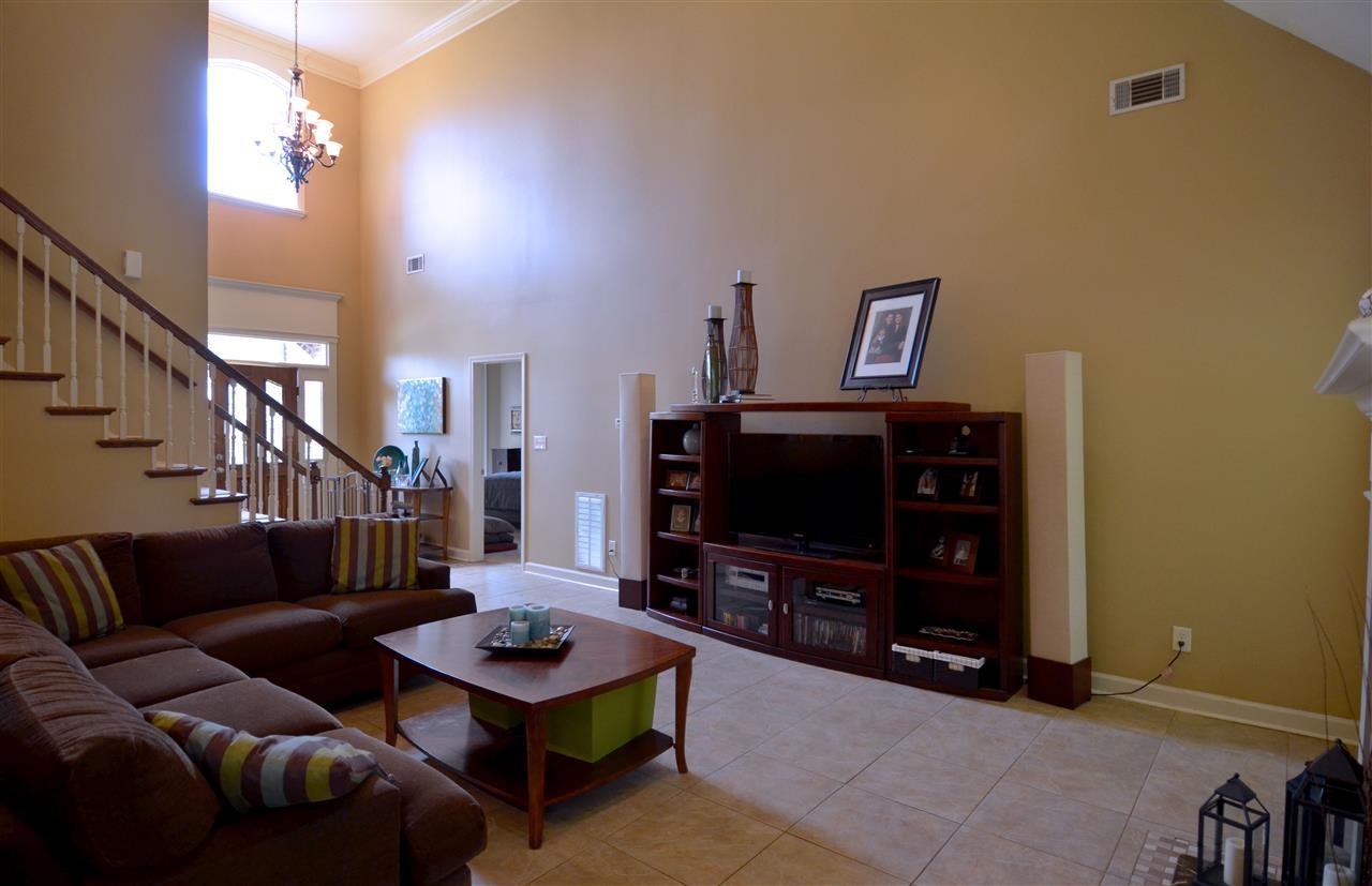 WOODLANDS EDGE - Residential