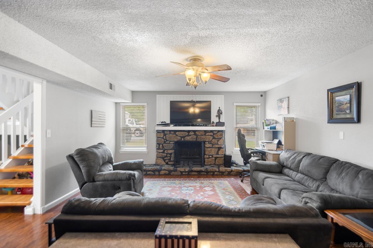 INDIANHEAD LAKES EST - Residential