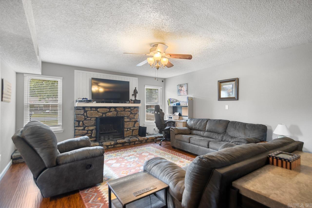 INDIANHEAD LAKES EST - Residential