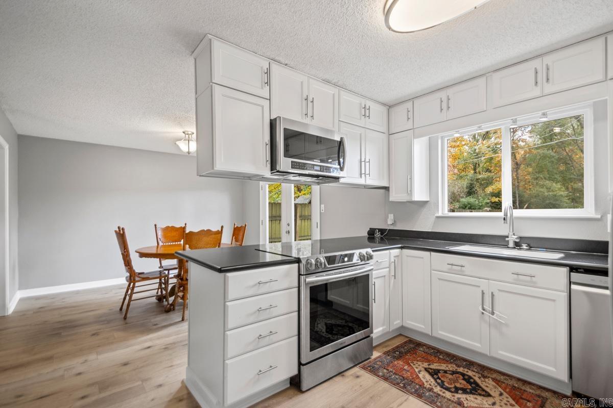 INDIANHEAD LAKES EST - Residential