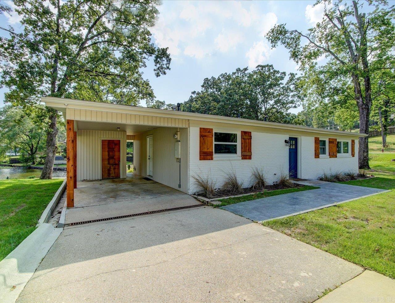 Lindale - Residential