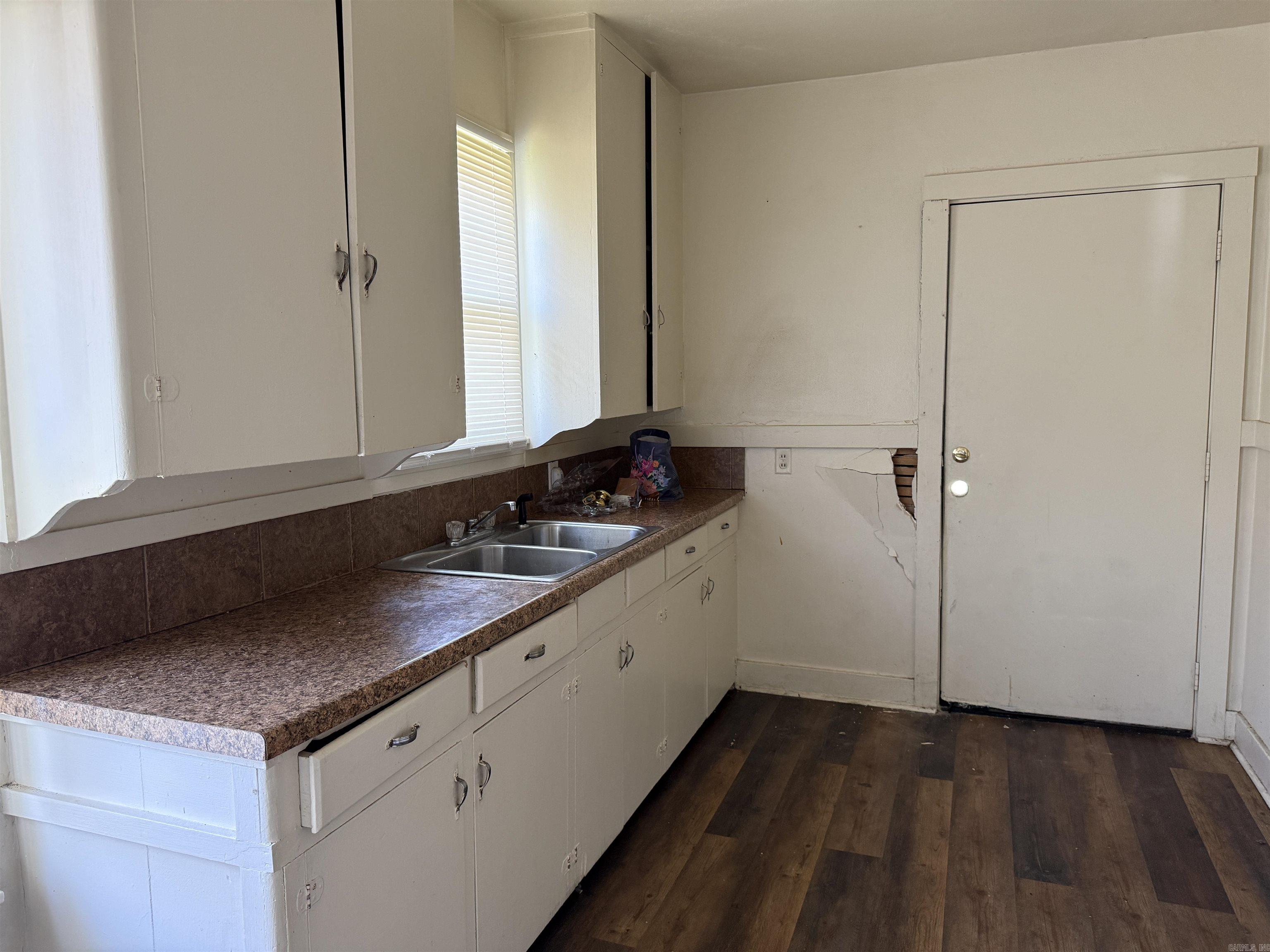 BUTLERS R C - Residential