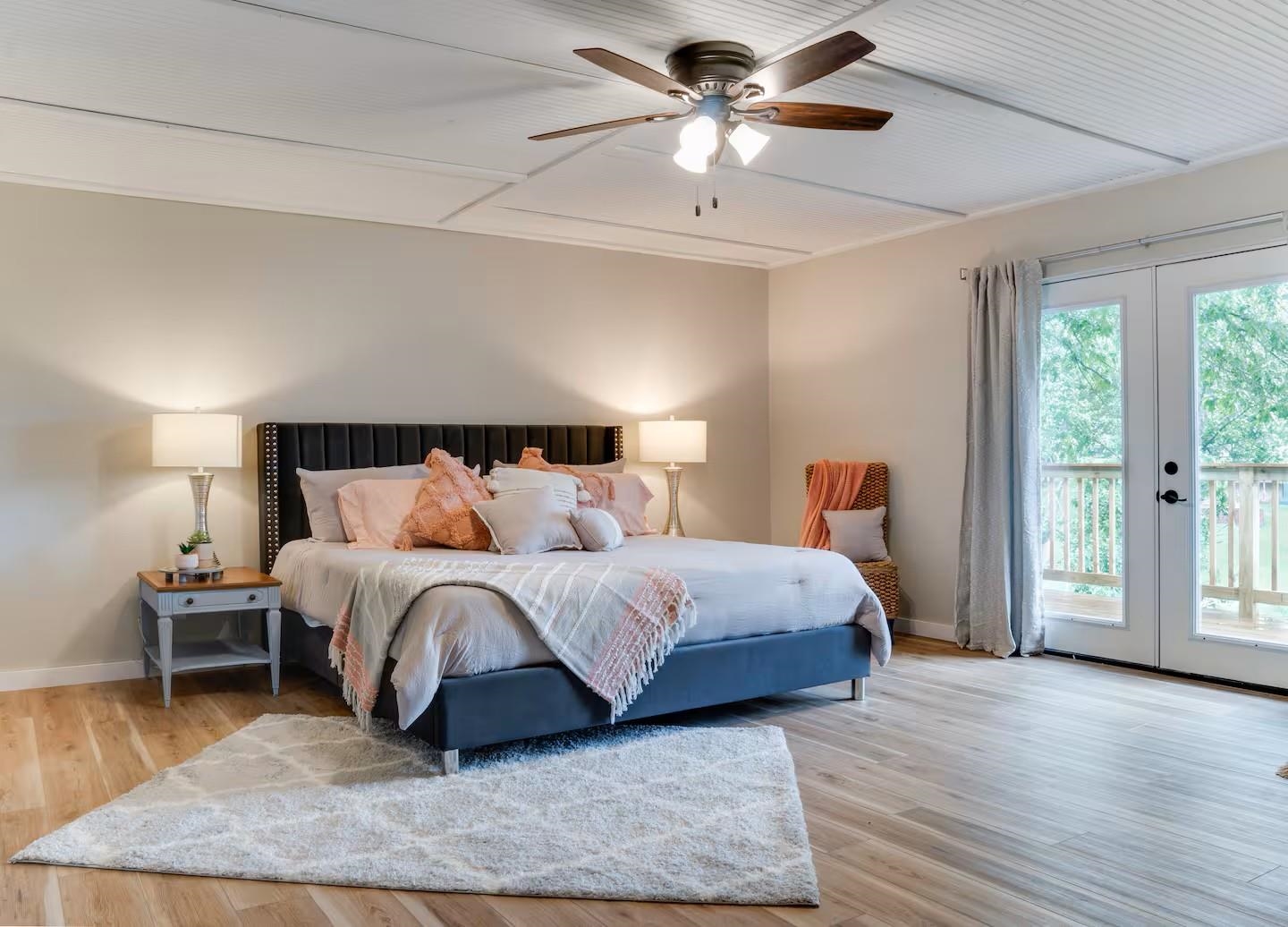 RIVER HEIGHTS - Residential