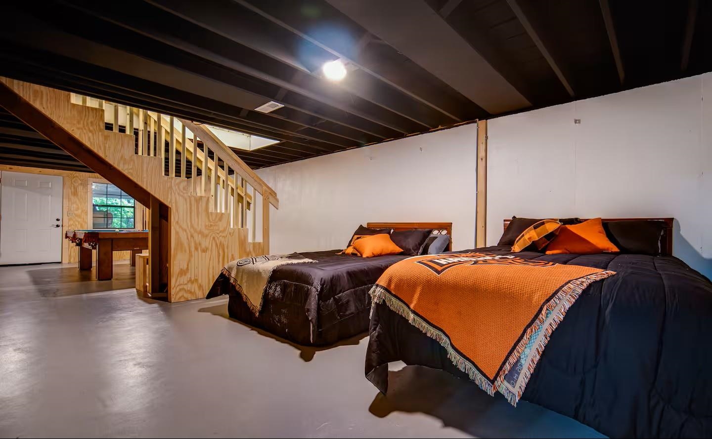 RIVER HEIGHTS - Residential