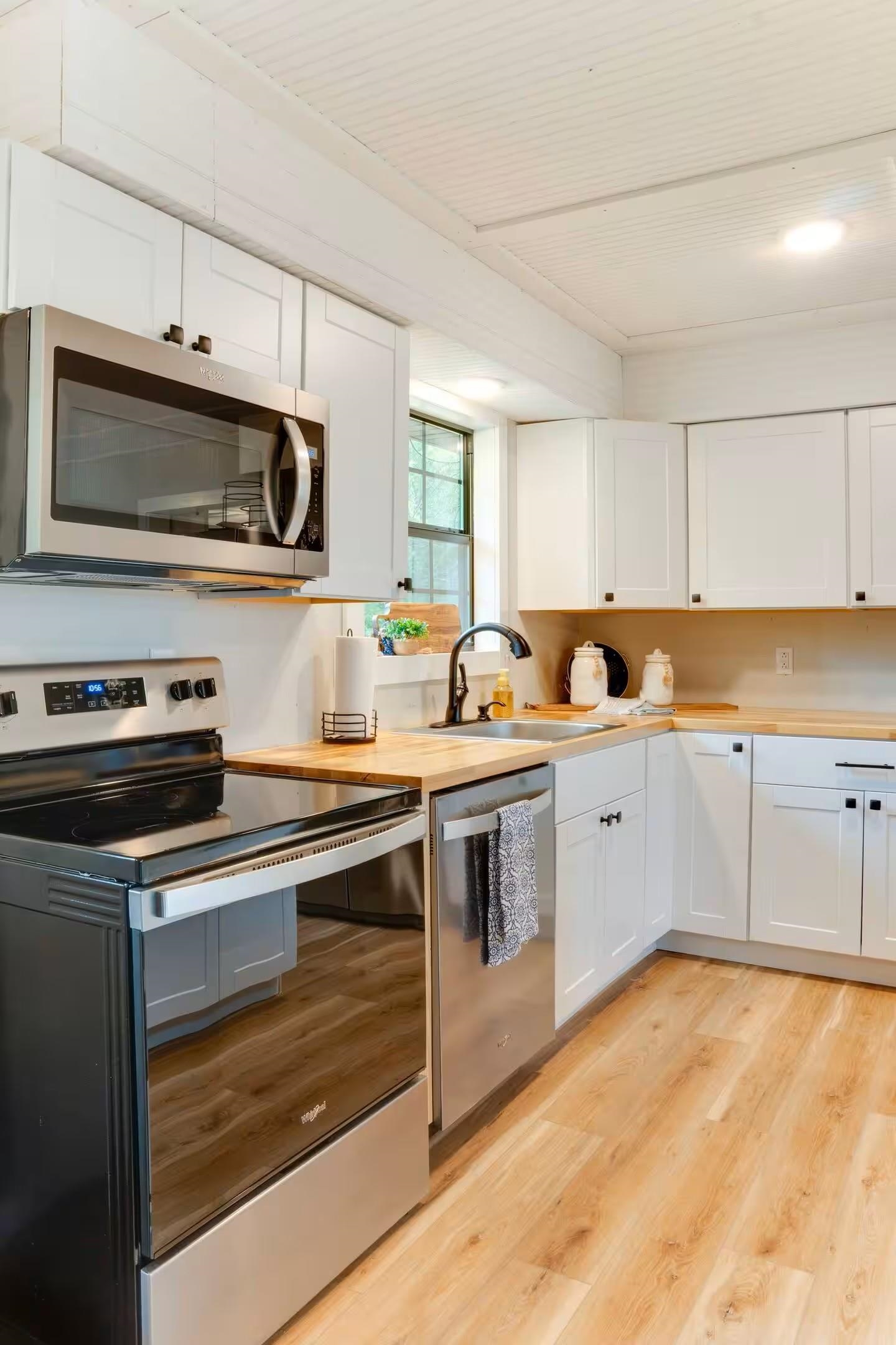 RIVER HEIGHTS - Residential