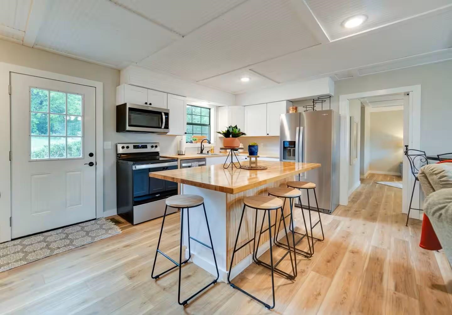 RIVER HEIGHTS - Residential