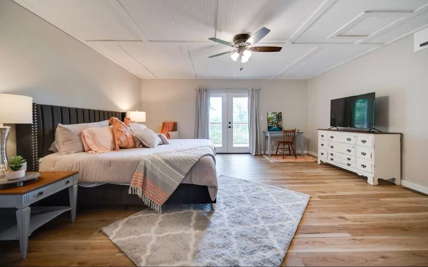 RIVER HEIGHTS - Residential