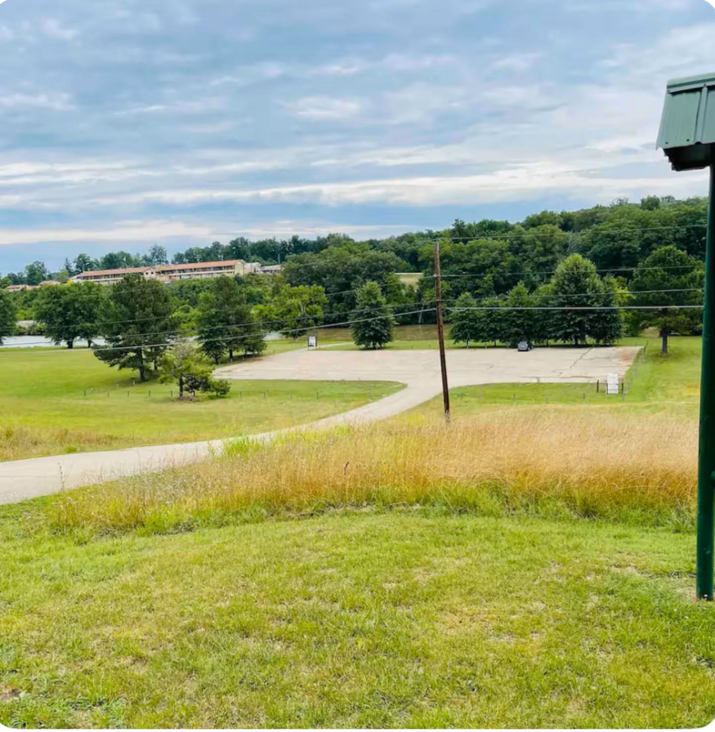 RIVER HEIGHTS - Residential