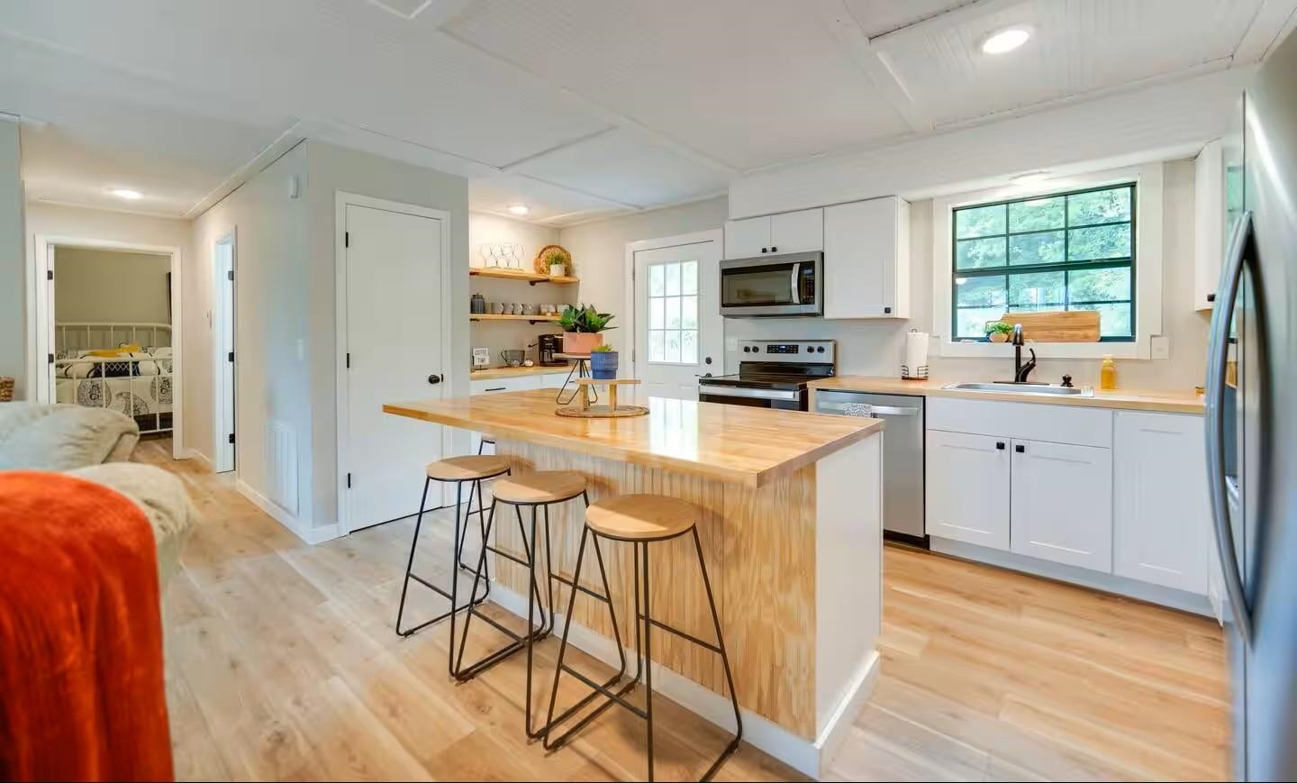 RIVER HEIGHTS - Residential