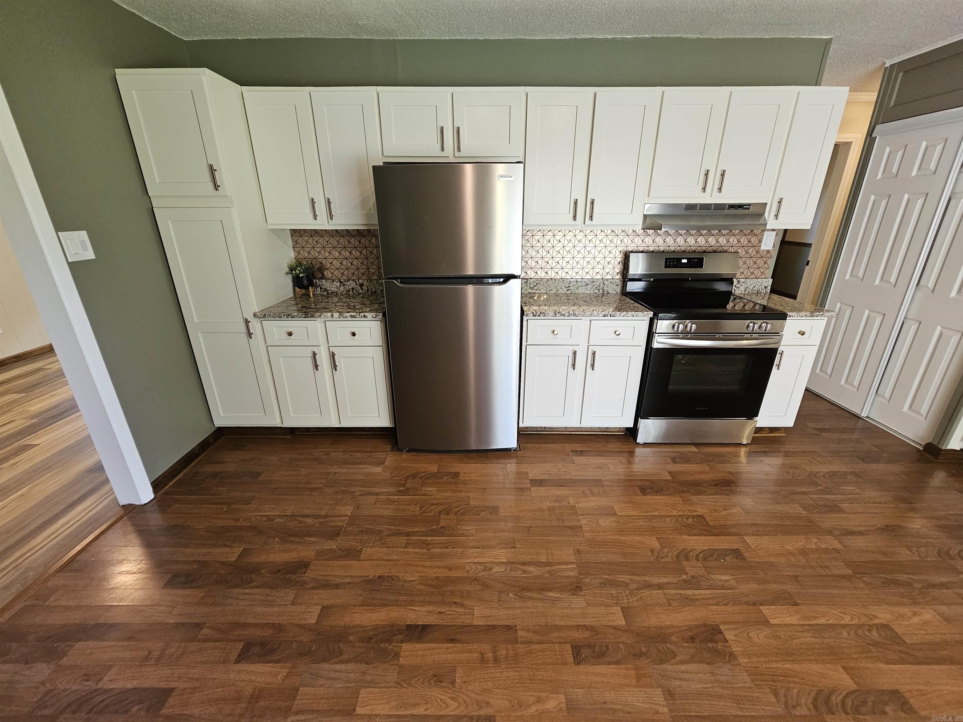 Delta Lawn - Residential