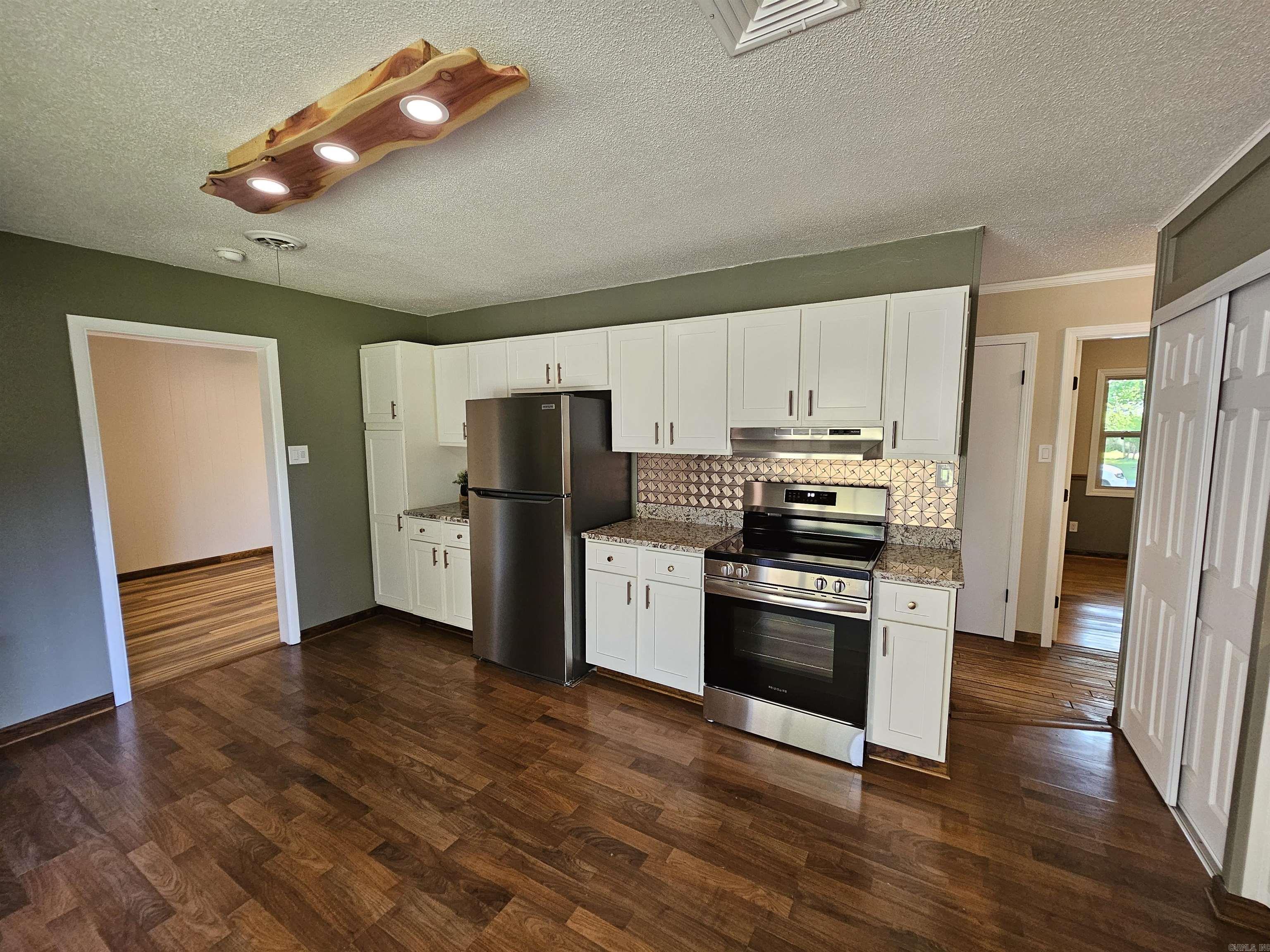 Delta Lawn - Residential